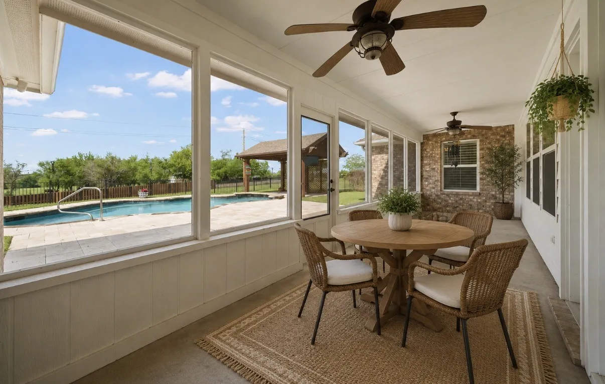 Single Family Residence For Sale in Collin County , 528 Hubbard Circle, Nevada, Texas 75173, 4 Bedroom, 2 Bathroom, 2 Garage spaces, 2,093 Sqft, built in 2009, Preowned, mls#21238762, Real Estate Agent in Nevada, Homes For Sale in Collin county, Homes For Sale in Nevada, Realtor in Nevada Texas, Real Estate Brokerage Independent Realty Texas, Luminita Cordes Realtor