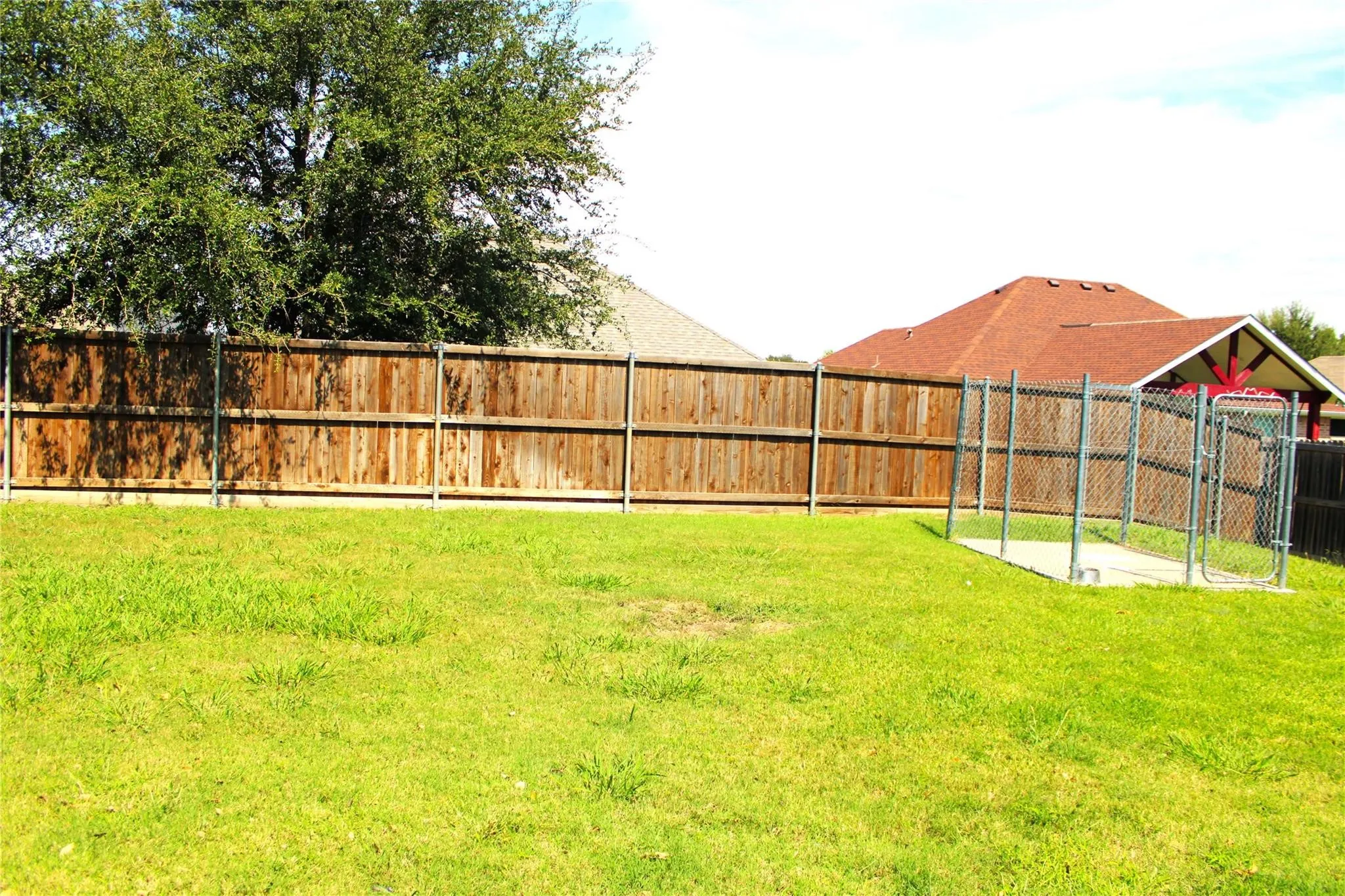 Single Family Residence For Sale in Collin County , 118 Scarlet View, Anna, Texas 75409, 3 Bedroom, 2 Bathroom, 2 Garage spaces, 1,222 Sqft, built in 2004, Price $255,000, mls#21238834, Real Estate Agent in Anna, Homes For Sale in Collin county, Homes For Sale in Anna, Realtor in Anna Texas, Real Estate Brokerage Independent Realty Texas, Luminita Cordes Realtor