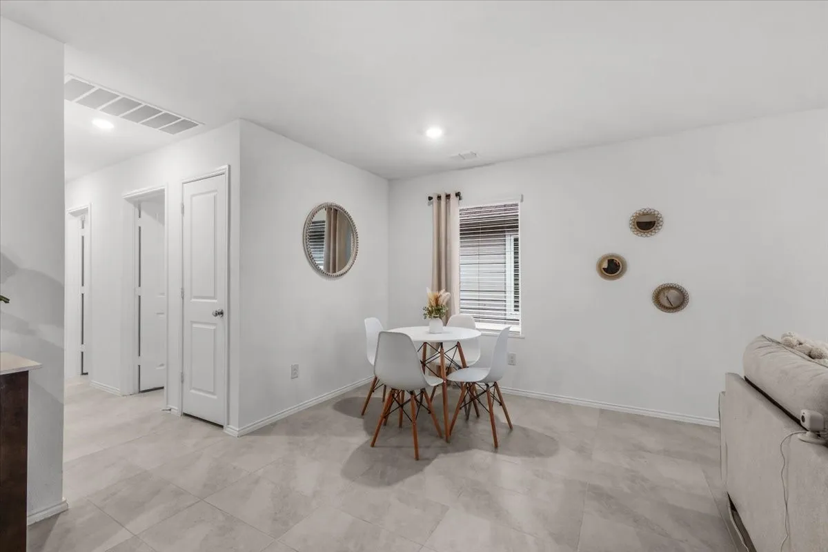 Townhouse For Sale in Tarrant County , 8631 Cottage Creek Drive 21, Fort Worth, Texas 76123, 3 Bedroom, 2 Bathroom, Garage spaces, 1,028 Sqft, built in 2023, Preowned, mls#21238239, Real Estate Agent in Fort Worth, Homes For Sale in Tarrant county, Homes For Sale in Fort Worth, Realtor in Fort Worth Texas, Real Estate Brokerage Independent Realty Texas, Luminita Cordes Realtor