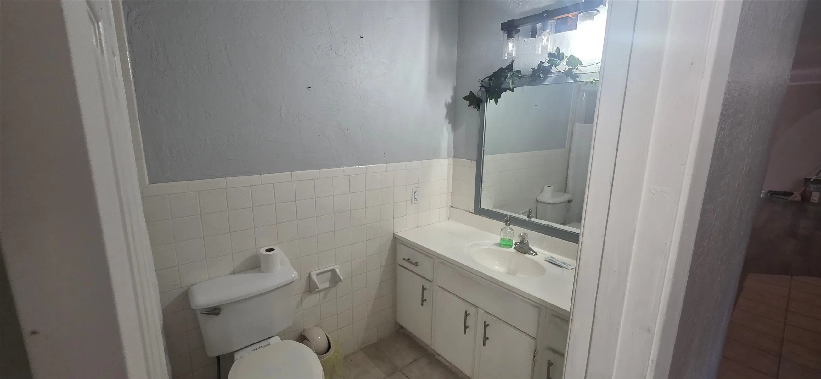 Single Family Residence For Sale in Somervell County , 1065 Abbie Lane, Glen Rose, Texas 76043, 4 Bedroom, 2 Bathroom, Garage spaces, 2,170 Sqft, built in 1978, mls#21238767, Real Estate Agent in Glen Rose, Homes For Sale in Somervell county, Homes For Sale in Glen Rose, Realtor in Glen Rose Texas, Real Estate Brokerage Independent Realty Texas, Luminita Cordes Realtor