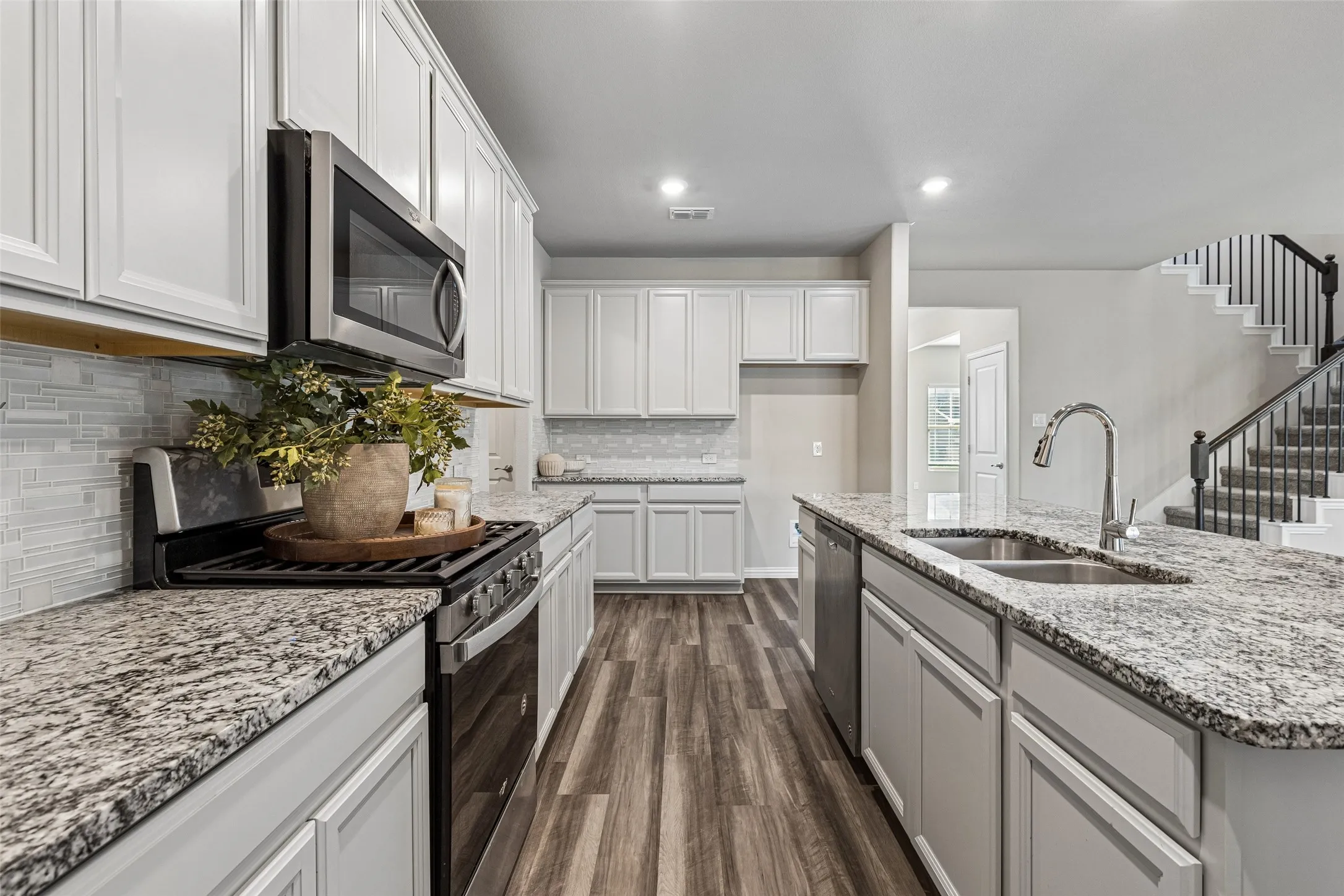 Single Family Residence For Sale in Rockwall County , 436 Ella Lane, Fate, Texas 75087, 4 Bedroom, 4 Bathroom, 2 Garage spaces, 3,077 Sqft, built in 2020, Preowned, Price $399,000, mls#21227492, Real Estate Agent in Fate, Homes For Sale in Rockwall county, Homes For Sale in Fate, Realtor in Fate Texas, Real Estate Brokerage Independent Realty Texas, Luminita Cordes Realtor