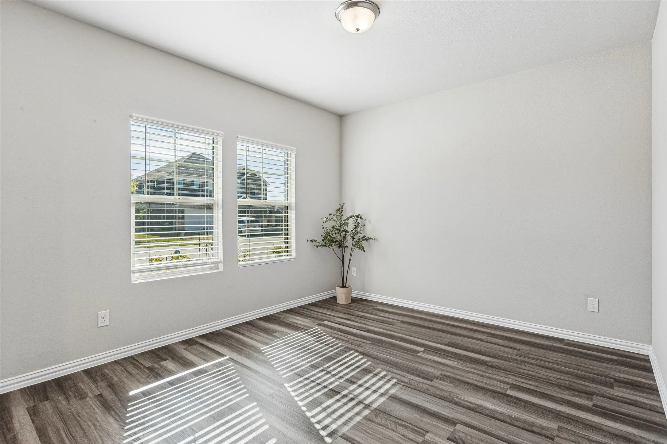 Single Family Residence For Sale in Rockwall County , 436 Ella Lane, Fate, Texas 75087, 4 Bedroom, 4 Bathroom, 2 Garage spaces, 3,077 Sqft, built in 2020, Preowned, Price $399,000, mls#21227492, Real Estate Agent in Fate, Homes For Sale in Rockwall county, Homes For Sale in Fate, Realtor in Fate Texas, Real Estate Brokerage Independent Realty Texas, Luminita Cordes Realtor