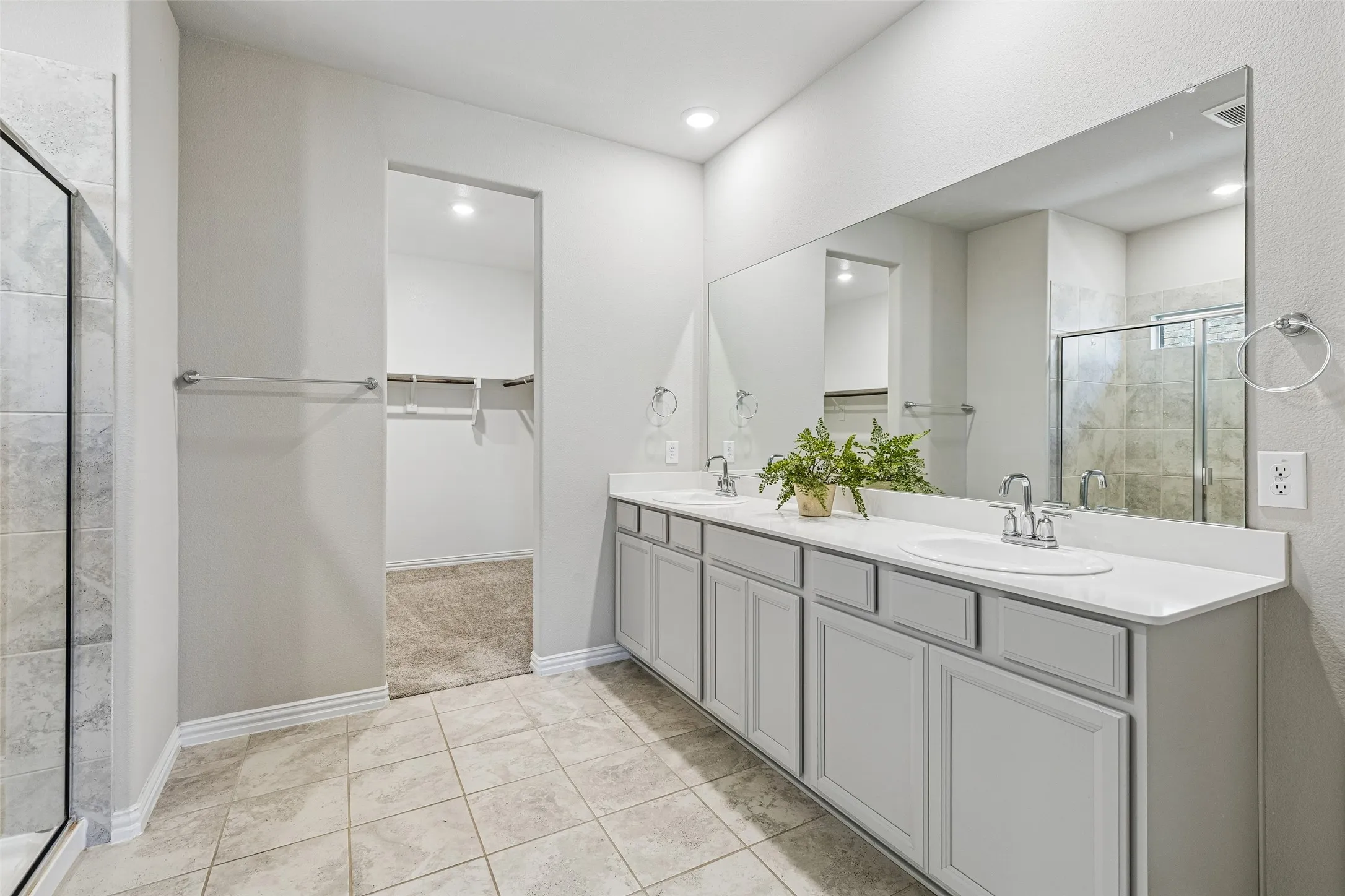 Single Family Residence For Sale in Rockwall County , 436 Ella Lane, Fate, Texas 75087, 4 Bedroom, 4 Bathroom, 2 Garage spaces, 3,077 Sqft, built in 2020, Preowned, Price $399,000, mls#21227492, Real Estate Agent in Fate, Homes For Sale in Rockwall county, Homes For Sale in Fate, Realtor in Fate Texas, Real Estate Brokerage Independent Realty Texas, Luminita Cordes Realtor