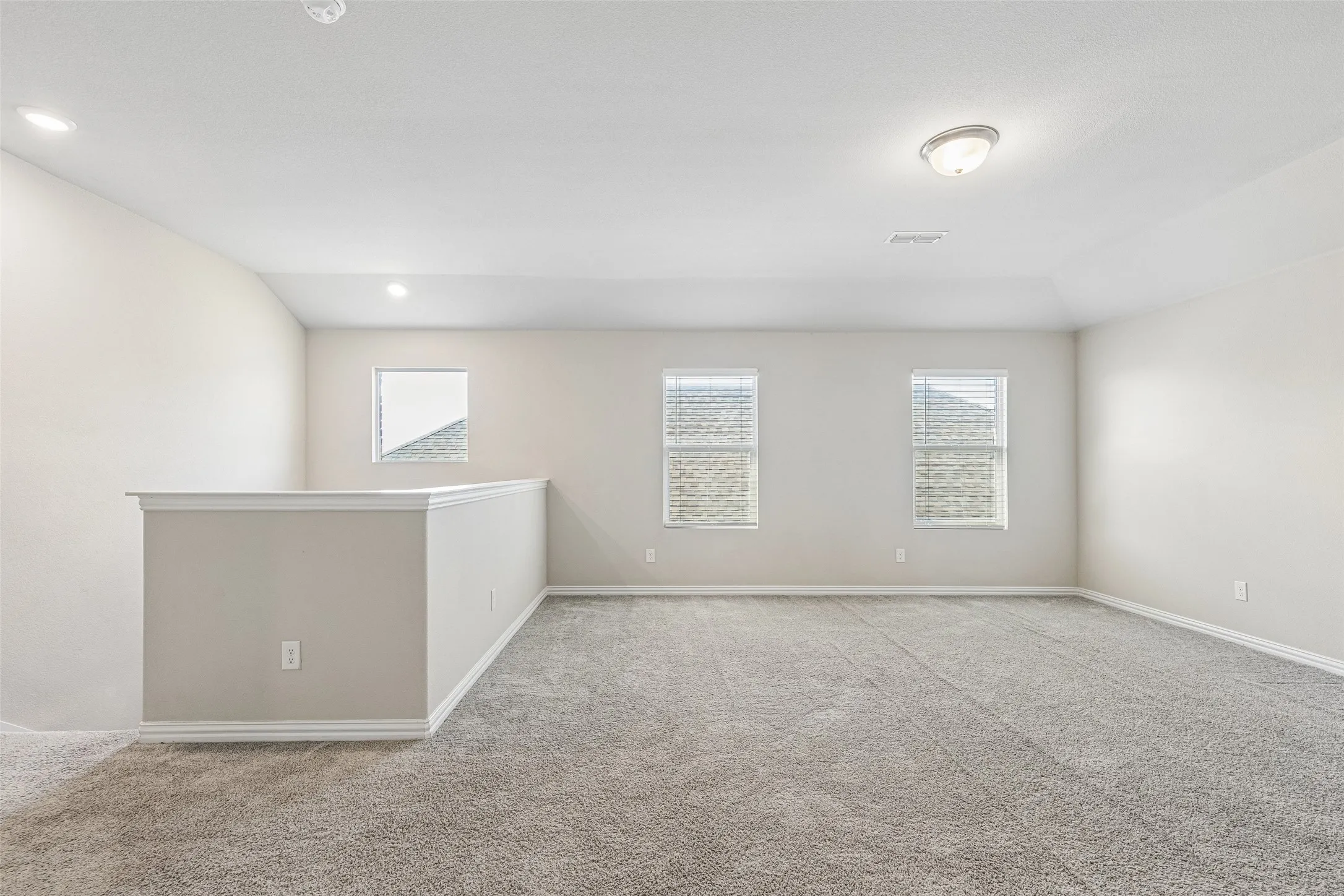 Single Family Residence For Sale in Rockwall County , 436 Ella Lane, Fate, Texas 75087, 4 Bedroom, 4 Bathroom, 2 Garage spaces, 3,077 Sqft, built in 2020, Preowned, Price $399,000, mls#21227492, Real Estate Agent in Fate, Homes For Sale in Rockwall county, Homes For Sale in Fate, Realtor in Fate Texas, Real Estate Brokerage Independent Realty Texas, Luminita Cordes Realtor