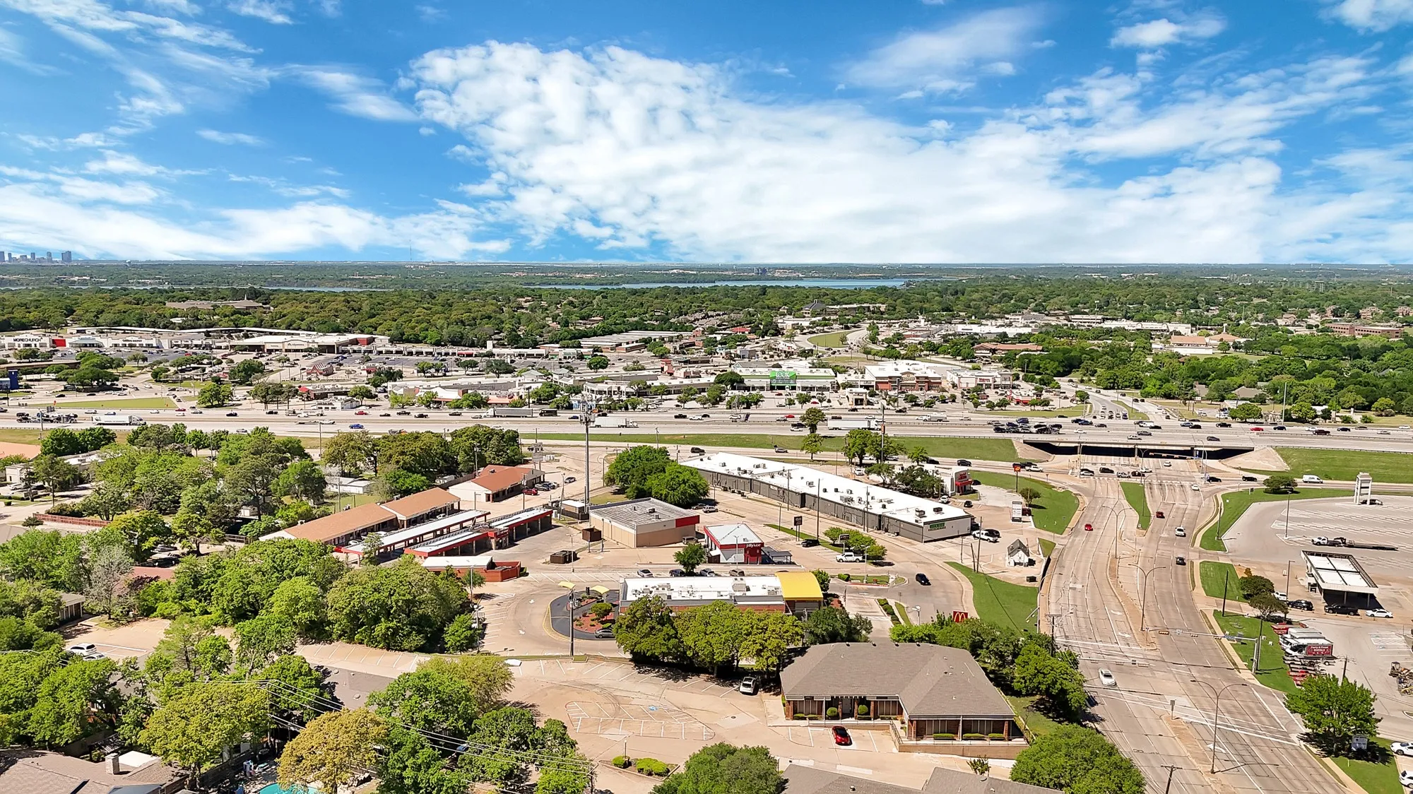 Drone / aerial view of a main thoroughfare
