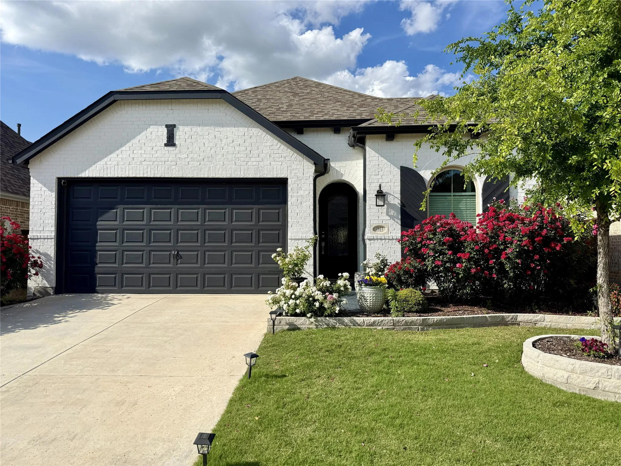 Single Family Residence For Sale in Denton County , 1913 Jumper Fields Drive, Aubrey, Texas 76227, 4 Bedroom, 3 Bathroom, 2 Garage spaces, 1,979 Sqft, built in 2022, Preowned, mls#21234644, Real Estate Agent in Aubrey, Homes For Sale in Denton county, Homes For Sale in Aubrey, Realtor in Aubrey Texas, Real Estate Brokerage Independent Realty Texas, Luminita Cordes Realtor