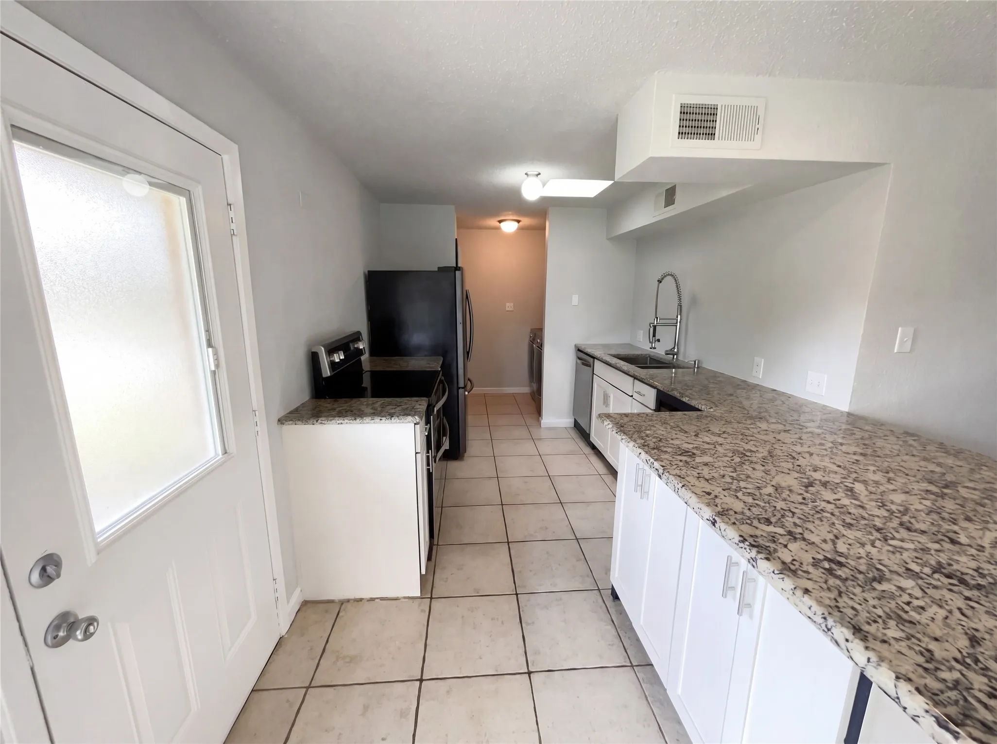 Single Family Residence For Sale in Collin County , 3801 Grecian Court, Plano, Texas 75074, 3 Bedroom, 2 Bathroom, 2 Garage spaces, 1,426 Sqft, built in 1982, Preowned, mls#21239076, Real Estate Agent in Plano, Homes For Sale in Collin county, Homes For Sale in Plano, Realtor in Plano Texas, Real Estate Brokerage Independent Realty Texas, Luminita Cordes Realtor