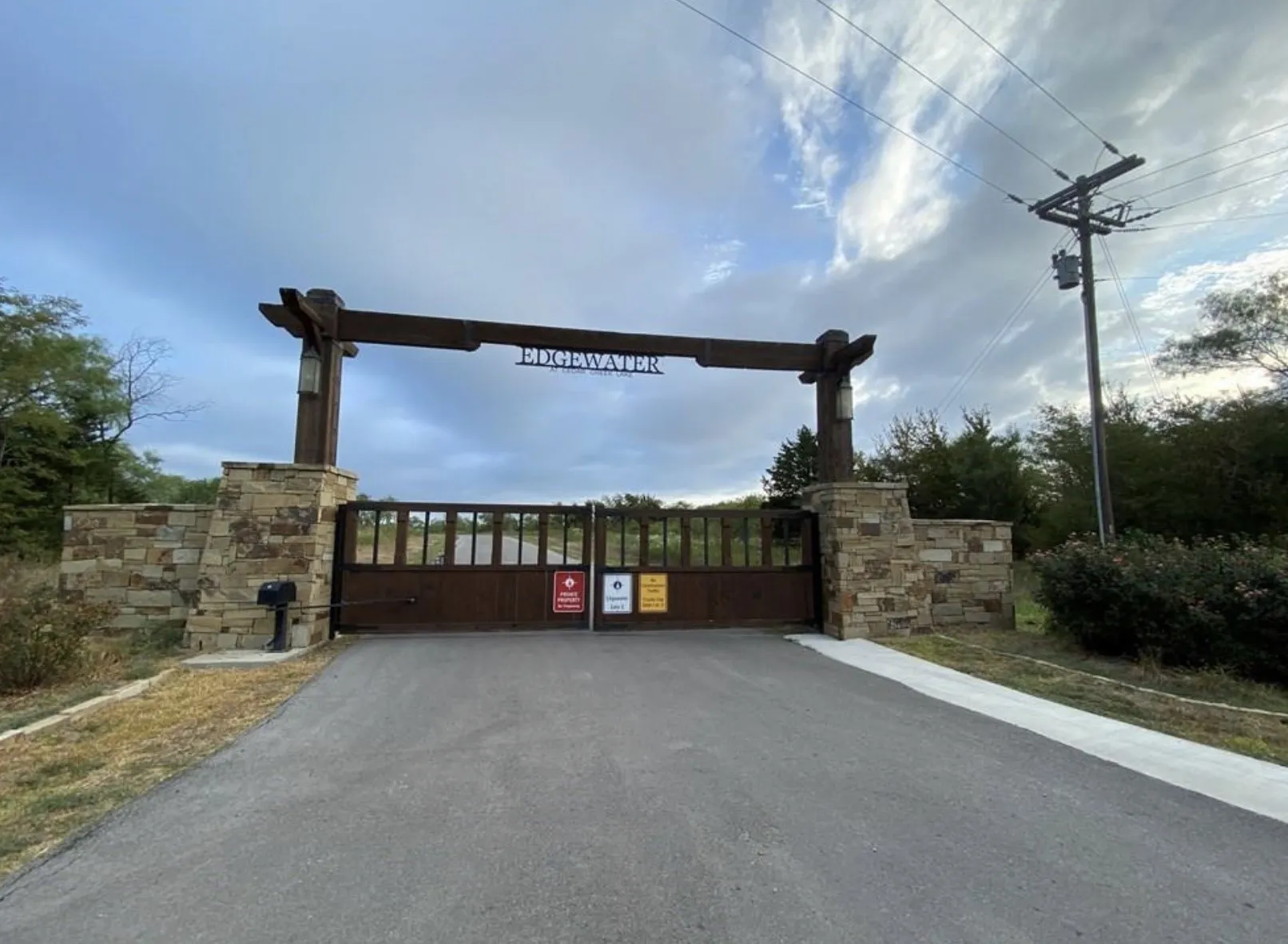 Unimproved Land For Sale in Kaufman County , 8967 Southern Shore Court, Kemp, Texas 75143, 0, 0, Garage spaces, 0 Sqft, built in 0, Price $299,900, mls#21239122, Real Estate Agent in Kemp, Homes For Sale in Kaufman county, Homes For Sale in Kemp, Realtor in Kemp Texas, Real Estate Brokerage Independent Realty Texas, Luminita Cordes Realtor