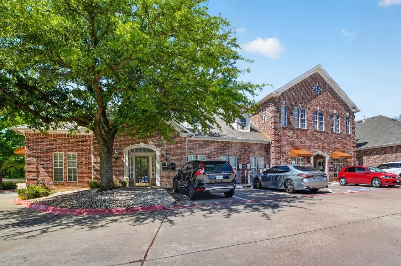 Office For Rent in Tarrant County , 2321 Ira E Woods Avenue Suite 120, Grapevine, Texas 76051, 0, 0, Garage spaces, 0 Sqft, built in 2000, Preowned, Price $21, mls#21238896, Real Estate Agent in Grapevine, Homes For Rent in Tarrant county, Homes For Rent in Grapevine, Realtor in Grapevine Texas, Real Estate Brokerage Independent Realty Texas, Luminita Cordes Realtor