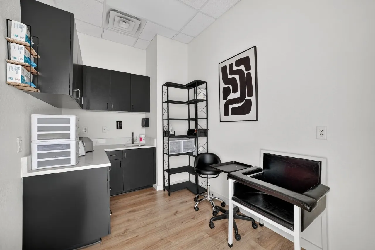 Office For Rent in Tarrant County , 2321 Ira E Woods Avenue Suite 120, Grapevine, Texas 76051, 0, 0, Garage spaces, 0 Sqft, built in 2000, Preowned, Price $21, mls#21238896, Real Estate Agent in Grapevine, Homes For Rent in Tarrant county, Homes For Rent in Grapevine, Realtor in Grapevine Texas, Real Estate Brokerage Independent Realty Texas, Luminita Cordes Realtor