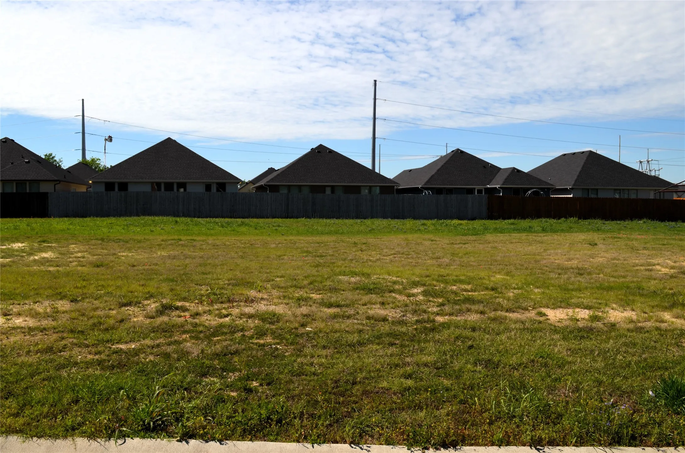 Unimproved Land For Sale in Kaufman County , 309 Preston Road, Mabank, Texas 75147, 0, 0, Garage spaces, 0 Sqft, built in 0, mls#21239195, Real Estate Agent in Mabank, Homes For Sale in Kaufman county, Homes For Sale in Mabank, Realtor in Mabank Texas, Real Estate Brokerage Independent Realty Texas, Luminita Cordes Realtor