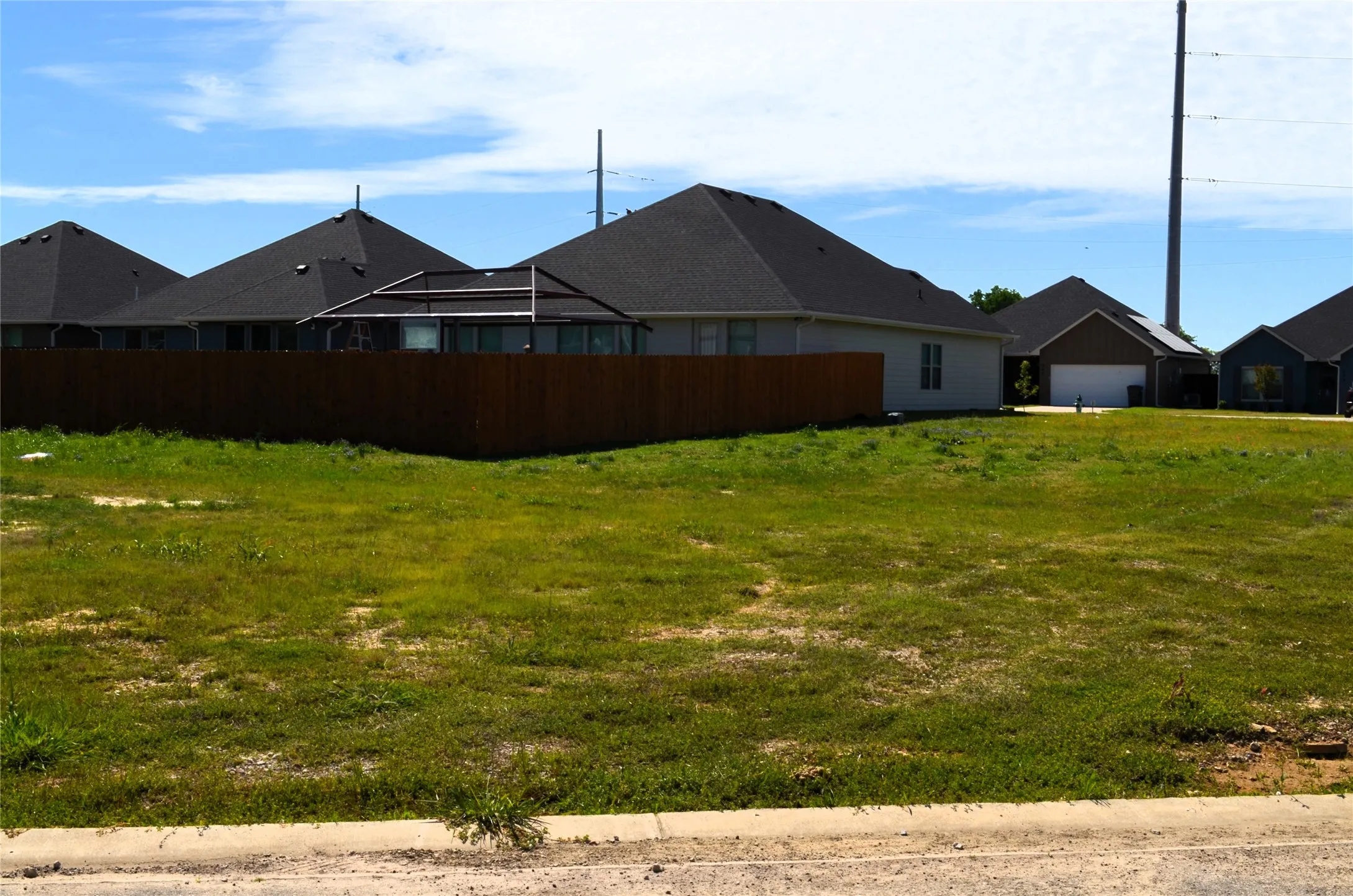 Unimproved Land For Sale in Kaufman County , 321 Preston Road, Mabank, Texas 75147, 0, 0, Garage spaces, 0 Sqft, built in 0, mls#21239214, Real Estate Agent in Mabank, Homes For Sale in Kaufman county, Homes For Sale in Mabank, Realtor in Mabank Texas, Real Estate Brokerage Independent Realty Texas, Luminita Cordes Realtor