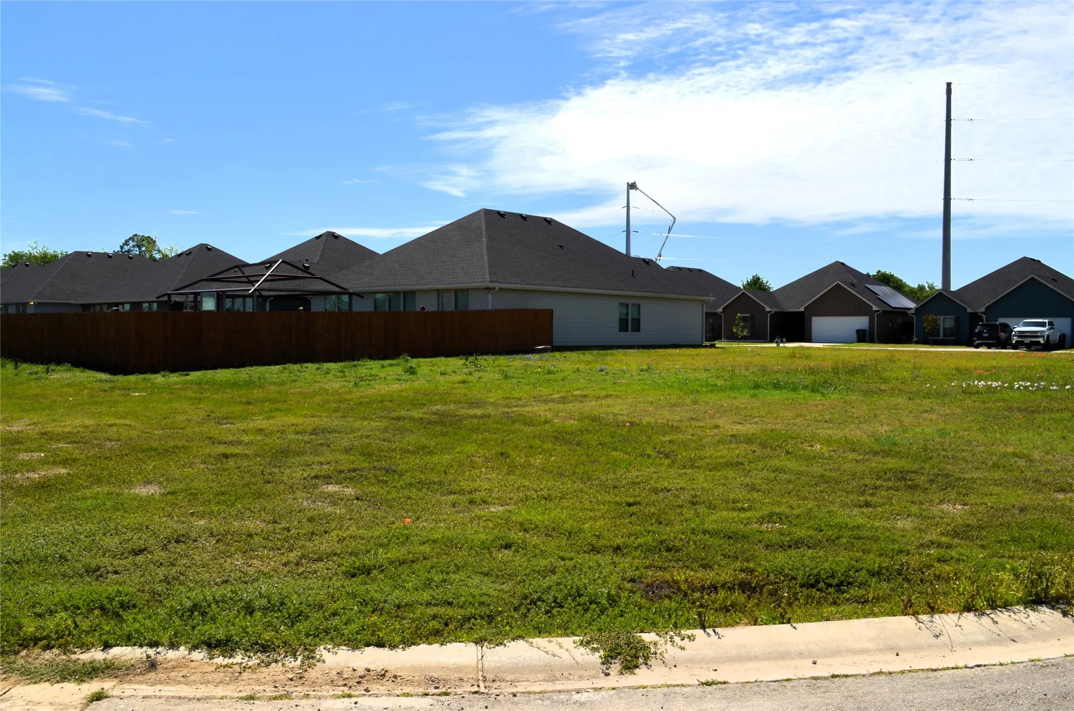 Unimproved Land For Sale in Kaufman County , 321 Preston Road, Mabank, Texas 75147, 0, 0, Garage spaces, 0 Sqft, built in 0, mls#21239214, Real Estate Agent in Mabank, Homes For Sale in Kaufman county, Homes For Sale in Mabank, Realtor in Mabank Texas, Real Estate Brokerage Independent Realty Texas, Luminita Cordes Realtor
