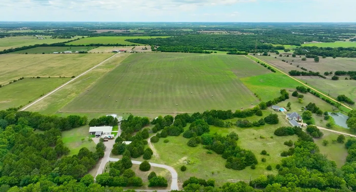 Unimproved Land For Sale in Grayson County , 59.69 Acres Bucksnort Road, Van Alstyne, Texas 75495, 0, 0, Garage spaces, 0 Sqft, built in 0, Price $2,500,000, mls#21157390, Real Estate Agent in Van Alstyne, Homes For Sale in Grayson county, Homes For Sale in Van Alstyne, Realtor in Van Alstyne Texas, Real Estate Brokerage Independent Realty Texas, Luminita Cordes Realtor