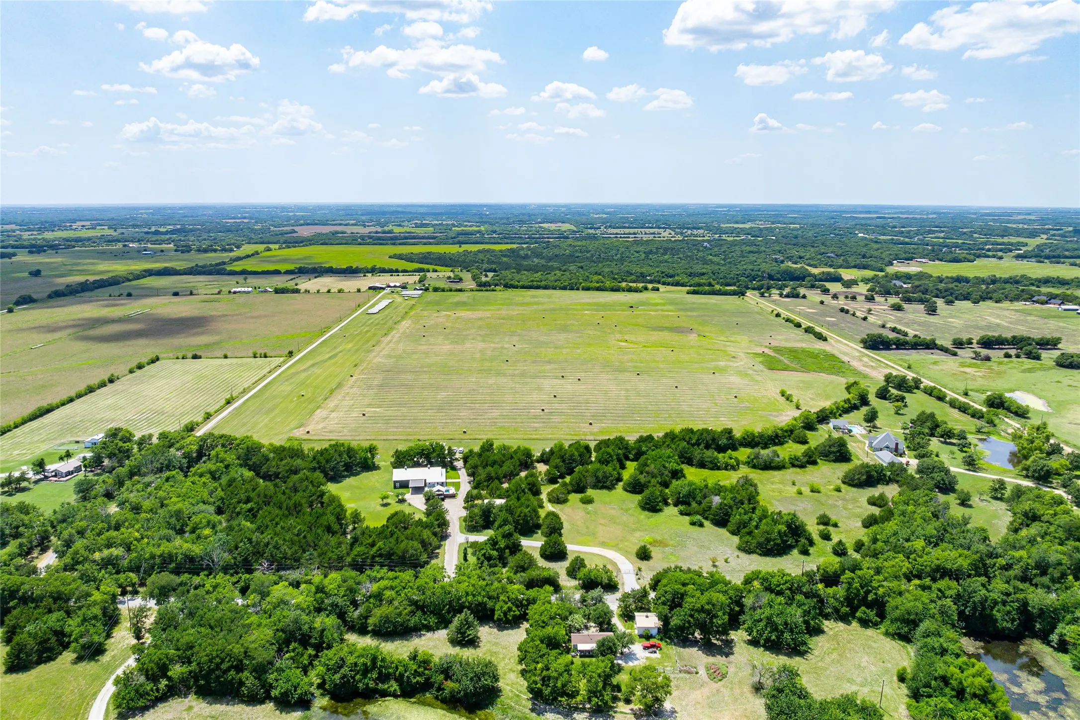 Minutes from 75 Historic Van Alstyne Close to Melissa / Anna TX