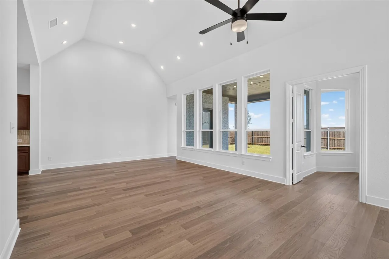 Single Family Residence For Sale in Kaufman County , 2907 Messenger Street, Forney, Texas 75126, 4 Bedroom, 4 Bathroom, 3 Garage spaces, 2,887 Sqft, built in 2026, New Construction - Incomplete, mls#21238067, Real Estate Agent in Forney, Homes For Sale in Kaufman county, Homes For Sale in Forney, Realtor in Forney Texas, Real Estate Brokerage Independent Realty Texas, Luminita Cordes Realtor