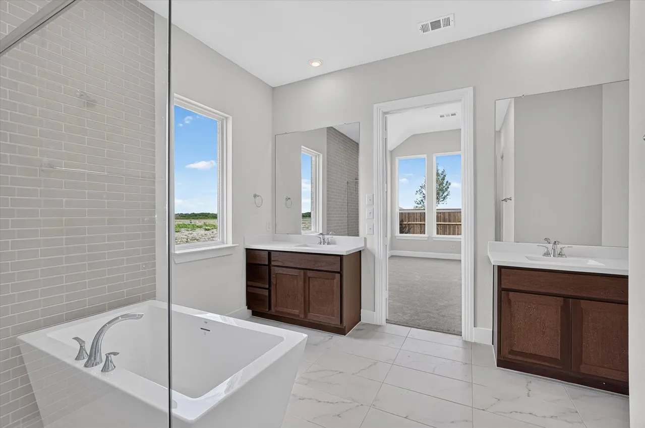 Single Family Residence For Sale in Kaufman County , 2907 Messenger Street, Forney, Texas 75126, 4 Bedroom, 4 Bathroom, 3 Garage spaces, 2,887 Sqft, built in 2026, New Construction - Incomplete, mls#21238067, Real Estate Agent in Forney, Homes For Sale in Kaufman county, Homes For Sale in Forney, Realtor in Forney Texas, Real Estate Brokerage Independent Realty Texas, Luminita Cordes Realtor