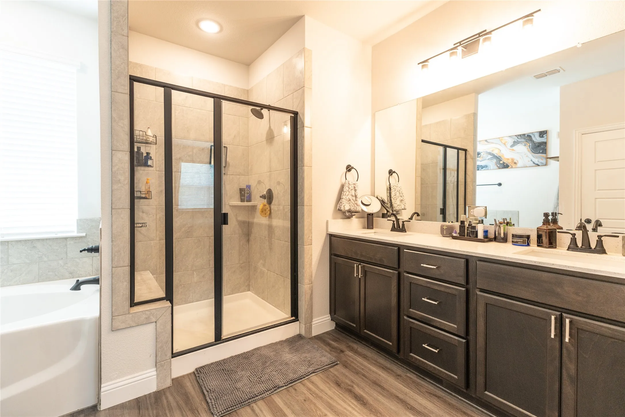 Townhouse For Sale in Dallas County , 532 E 2nd Street, Irving, Texas 75060, 3 Bedroom, 3 Bathroom, 2 Garage spaces, 1,957 Sqft, built in 2024, mls#21239233, Real Estate Agent in Irving, Homes For Sale in Dallas county, Homes For Sale in Irving, Realtor in Irving Texas, Real Estate Brokerage Independent Realty Texas, Luminita Cordes Realtor