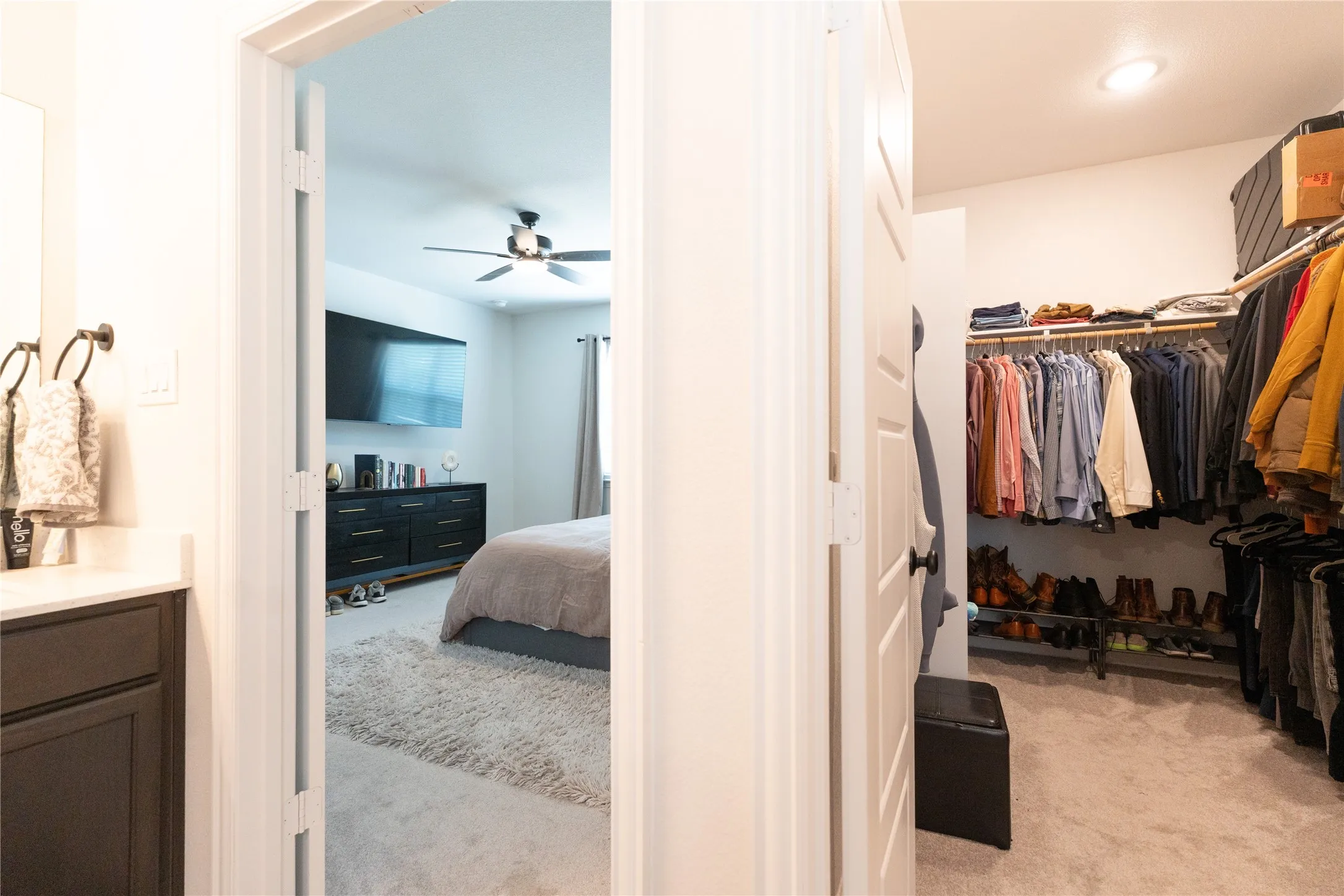 Townhouse For Sale in Dallas County , 532 E 2nd Street, Irving, Texas 75060, 3 Bedroom, 3 Bathroom, 2 Garage spaces, 1,957 Sqft, built in 2024, mls#21239233, Real Estate Agent in Irving, Homes For Sale in Dallas county, Homes For Sale in Irving, Realtor in Irving Texas, Real Estate Brokerage Independent Realty Texas, Luminita Cordes Realtor