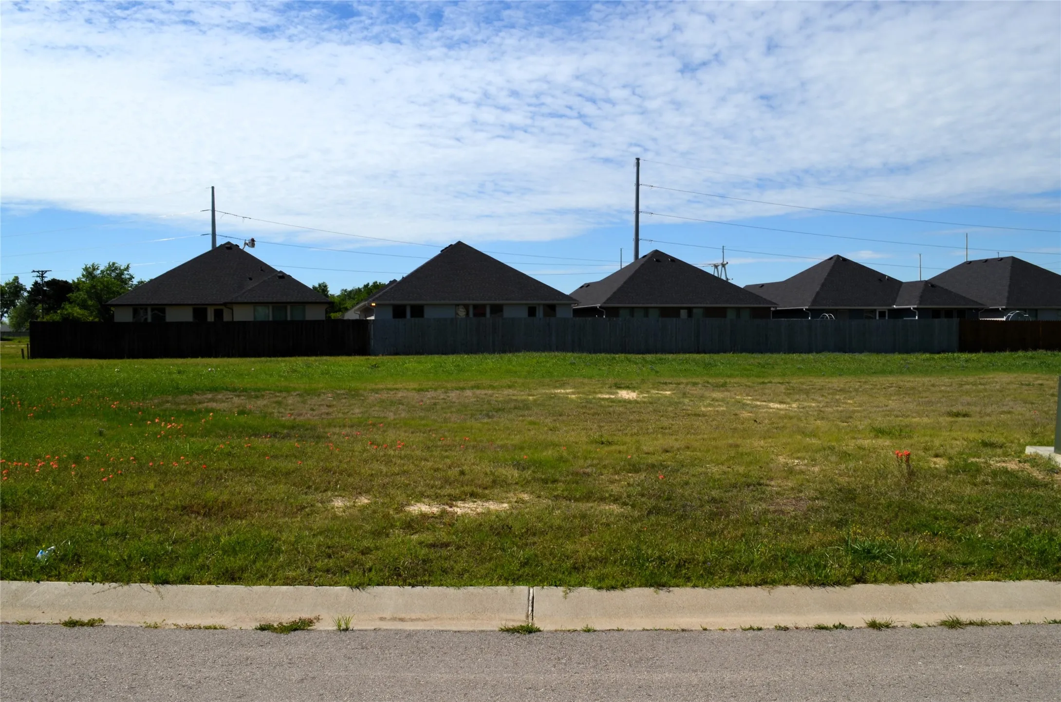Unimproved Land For Sale in Kaufman County , 307 Preston Road, Mabank, Texas 75147, 0, 0, Garage spaces, 0 Sqft, built in 0, mls#21239236, Real Estate Agent in Mabank, Homes For Sale in Kaufman county, Homes For Sale in Mabank, Realtor in Mabank Texas, Real Estate Brokerage Independent Realty Texas, Luminita Cordes Realtor