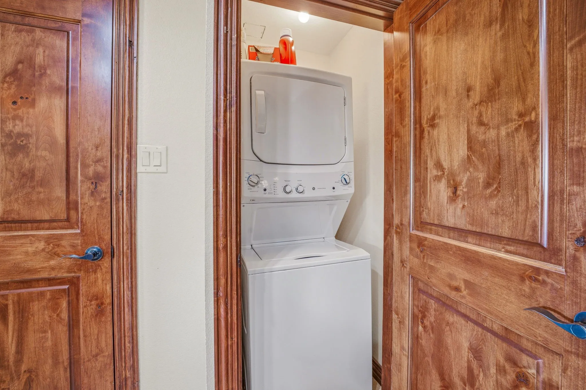 Condominium For Sale in Palo Pinto County , 3301 La Villa Road, Possum Kingdom Lake, Texas 76449, 4 Bedrooms, 4 Bathrooms, Garage spaces, 1,636 Sqft, built in 1978, Price $773,600, mls#21239171, Real Estate Agent in Possum Kingdom Lake, Homes For Sale in Palo Pinto county, Homes For Sale in Possum Kingdom Lake, Realtor in Possum Kingdom Lake Texas, Real Estate Brokerage Independent Realty Texas, Luminita Cordes Realtor