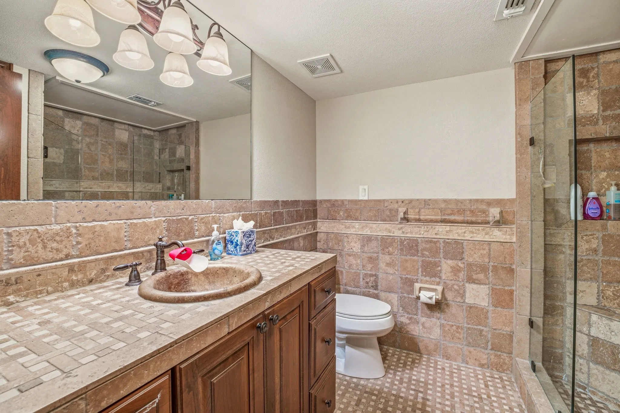 Condominium For Sale in Palo Pinto County , 3301 La Villa Road, Possum Kingdom Lake, Texas 76449, 4 Bedrooms, 4 Bathrooms, Garage spaces, 1,636 Sqft, built in 1978, Price $773,600, mls#21239171, Real Estate Agent in Possum Kingdom Lake, Homes For Sale in Palo Pinto county, Homes For Sale in Possum Kingdom Lake, Realtor in Possum Kingdom Lake Texas, Real Estate Brokerage Independent Realty Texas, Luminita Cordes Realtor