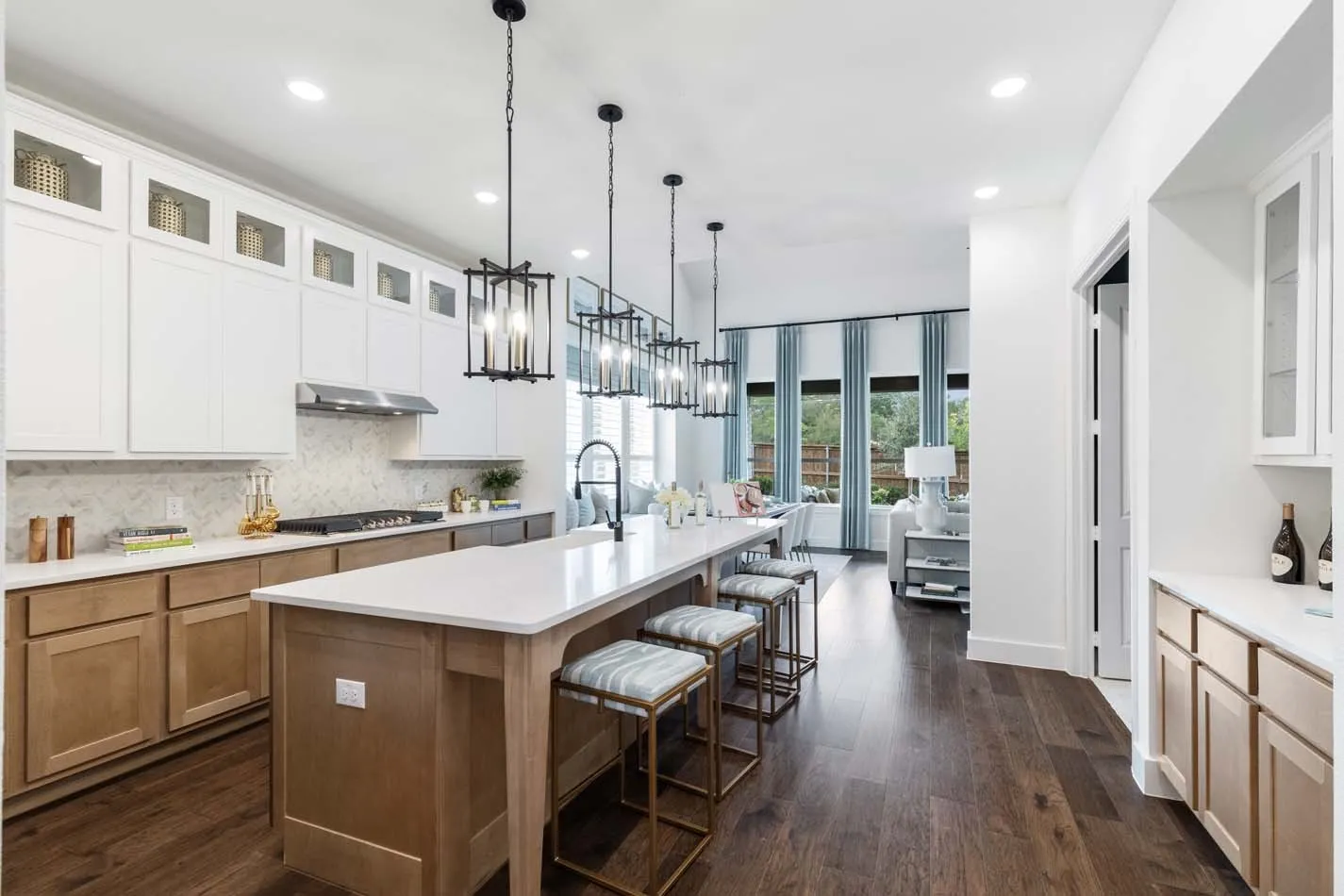 Single Family Residence For Sale in Grayson County , 5113 Westhaven Circle, Denison, Texas 75020, 4 Bedroom, 5 Bathroom, 2 Garage spaces, 3,003 Sqft, built in 2024, New Construction - Complete, mls#21238187, Real Estate Agent in Denison, Homes For Sale in Grayson county, Homes For Sale in Denison, Realtor in Denison Texas, Real Estate Brokerage Independent Realty Texas, Luminita Cordes Realtor