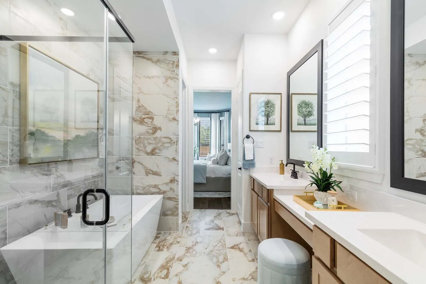 Single Family Residence For Sale in Grayson County , 5113 Westhaven Circle, Denison, Texas 75020, 4 Bedroom, 5 Bathroom, 2 Garage spaces, 3,003 Sqft, built in 2024, New Construction - Complete, mls#21238187, Real Estate Agent in Denison, Homes For Sale in Grayson county, Homes For Sale in Denison, Realtor in Denison Texas, Real Estate Brokerage Independent Realty Texas, Luminita Cordes Realtor