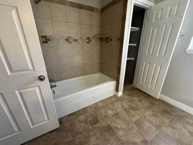 Single Family Residence For Sale in Brown County , 600 Fm 45 E, Brownwood, Texas 76801, 7 Bedroom, 7 Bathroom, Garage spaces, 6,675 Sqft, built in 2020, Preowned, mls#21236074, Real Estate Agent in Brownwood, Homes For Sale in Brown county, Homes For Sale in Brownwood, Realtor in Brownwood Texas, Real Estate Brokerage Independent Realty Texas, Luminita Cordes Realtor