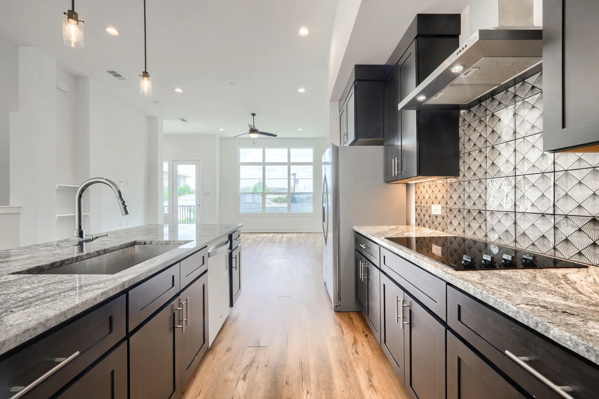Condominium For Sale in Dallas County , 13325 Bee Street 406, Farmers Branch, Texas 75234, 3 Bedroom, 4 Bathroom, 2 Garage spaces, 1,942 Sqft, built in 2022, mls#21239278, Real Estate Agent in Farmers Branch, Homes For Sale in Dallas county, Homes For Sale in Farmers Branch, Realtor in Farmers Branch Texas, Real Estate Brokerage Independent Realty Texas, Luminita Cordes Realtor