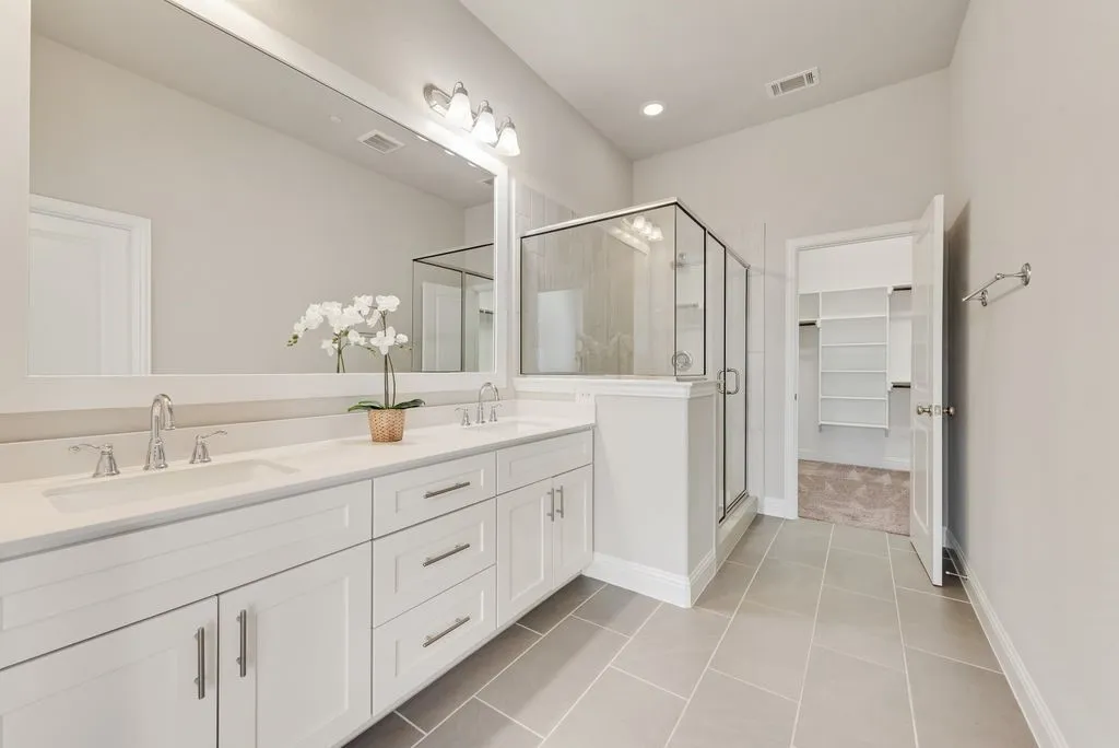 Townhouse For Sale in Denton County , 281 Scotia Street, Lewisville, Texas 75056, 4 Bedrooms, 4 Bathrooms, 2 Garage spaces, 2,313 Sqft, built in 2017, Preowned, Price $457,000, mls#21239295, Real Estate Agent in Lewisville, Homes For Sale in Denton county, Homes For Sale in Lewisville, Realtor in Lewisville Texas, Real Estate Brokerage Independent Realty Texas, Luminita Cordes Realtor