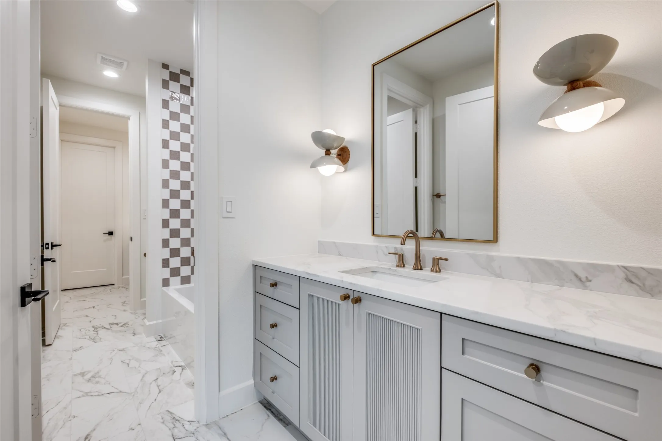 Single Family Residence For Sale in Dallas County , 1618 Old Gate Lane, Dallas, Texas 75218, 5 Bedroom, 4 Bathroom, 2 Garage spaces, 4,589 Sqft, built in 2026, New Construction - Complete, mls#21239310, Real Estate Agent in Dallas, Homes For Sale in Dallas county, Homes For Sale in Dallas, Realtor in Dallas Texas, Real Estate Brokerage Independent Realty Texas, Luminita Cordes Realtor