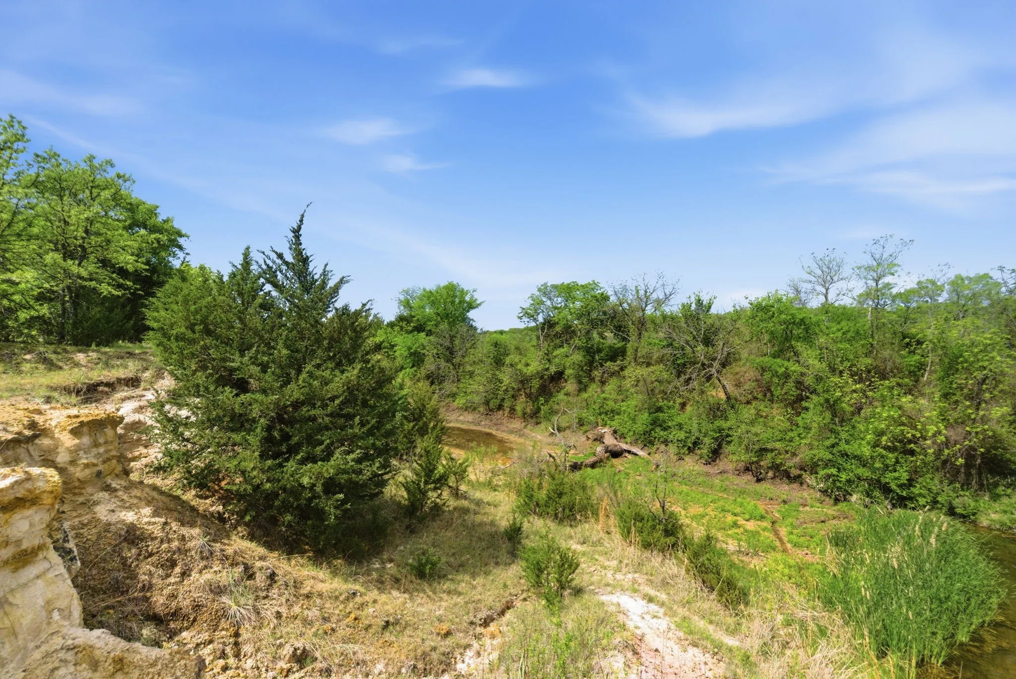 Farm For Sale in Montague County , 2197 Netherly Lane, Forestburg, Texas 76239, 2 Bedroom, 3 Bathroom, Garage spaces, 4,224 Sqft, built in 2014, mls#21239265, Real Estate Agent in Forestburg, Homes For Sale in Montague county, Homes For Sale in Forestburg, Realtor in Forestburg Texas, Real Estate Brokerage Independent Realty Texas, Luminita Cordes Realtor