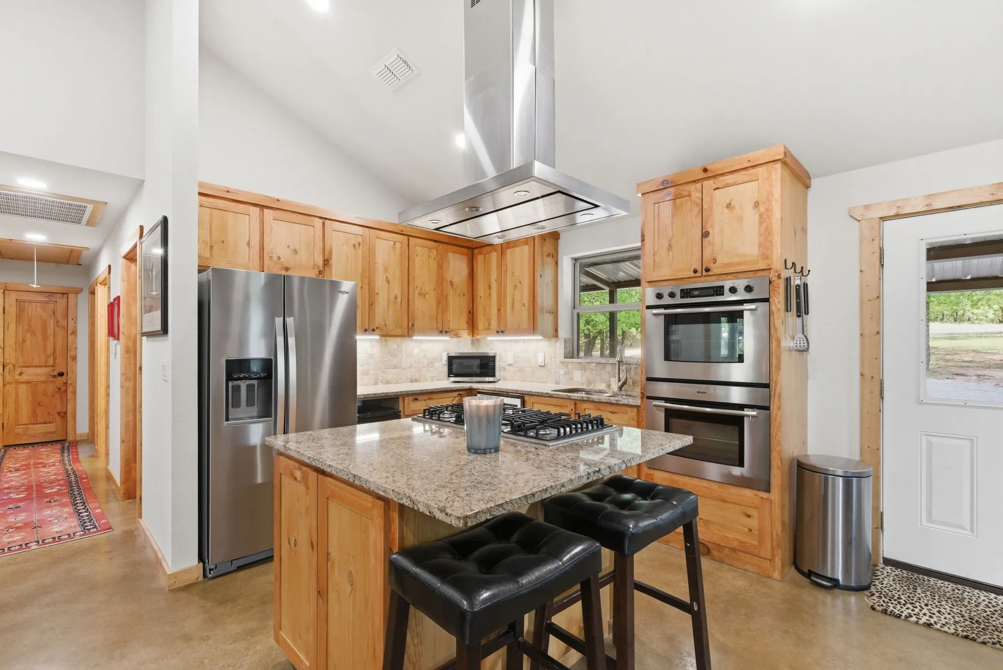 Farm For Sale in Montague County , 2197 Netherly Lane, Forestburg, Texas 76239, 2 Bedroom, 3 Bathroom, Garage spaces, 4,224 Sqft, built in 2014, mls#21239265, Real Estate Agent in Forestburg, Homes For Sale in Montague county, Homes For Sale in Forestburg, Realtor in Forestburg Texas, Real Estate Brokerage Independent Realty Texas, Luminita Cordes Realtor