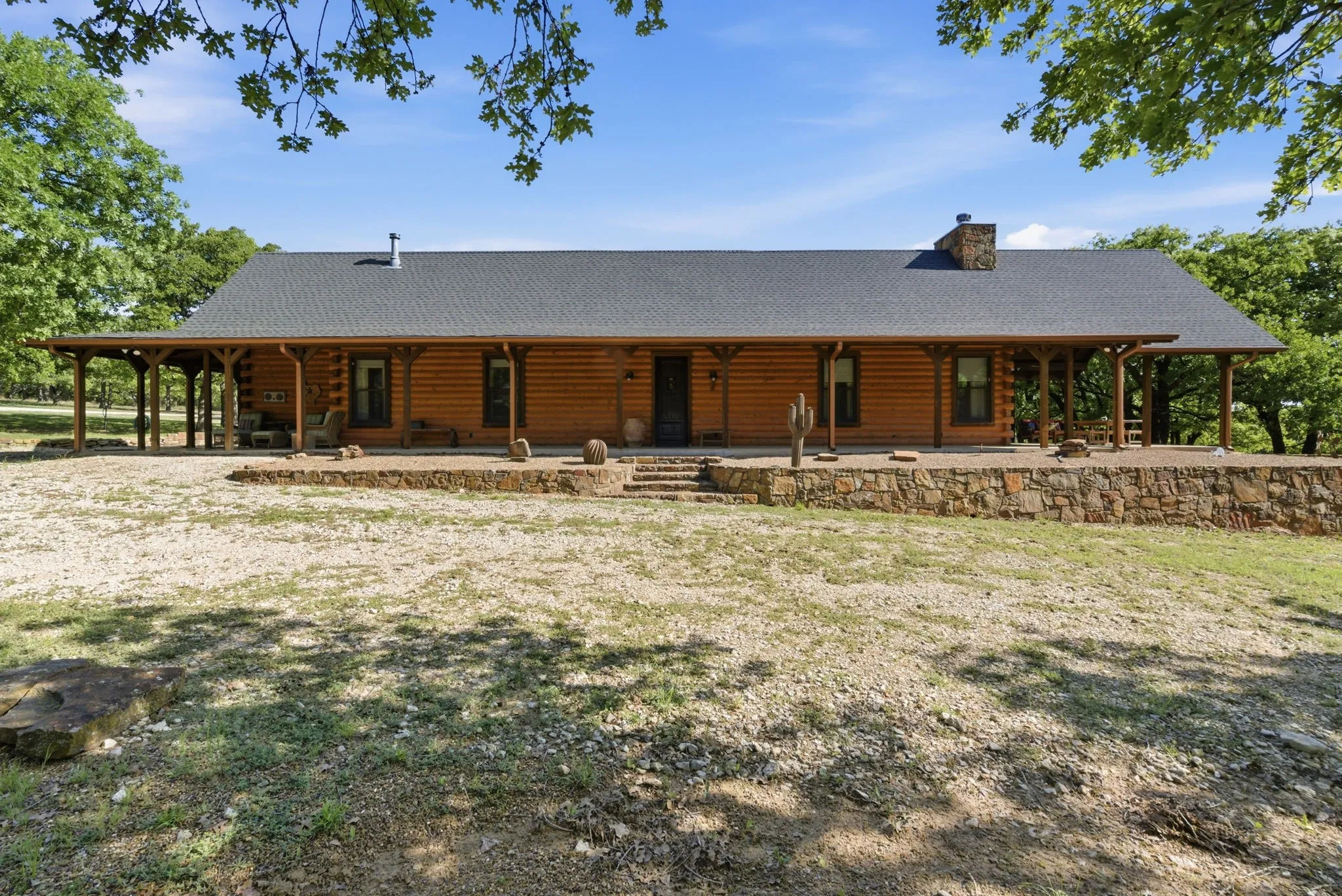 Farm For Sale in Montague County , 2197 Netherly Lane, Forestburg, Texas 76239, 2 Bedroom, 3 Bathroom, Garage spaces, 4,224 Sqft, built in 2014, mls#21239265, Real Estate Agent in Forestburg, Homes For Sale in Montague county, Homes For Sale in Forestburg, Realtor in Forestburg Texas, Real Estate Brokerage Independent Realty Texas, Luminita Cordes Realtor