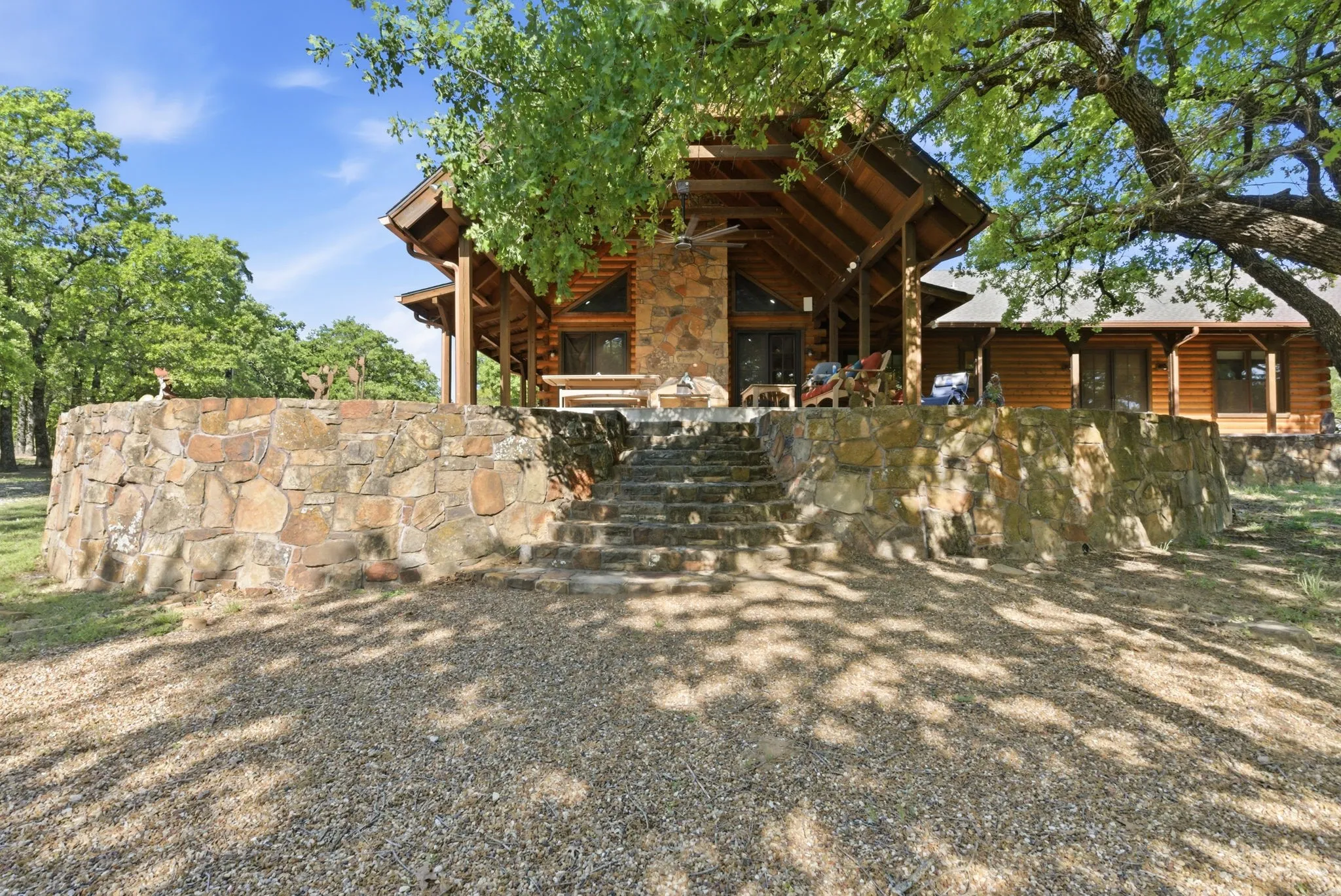 Farm For Sale in Montague County , 2197 Netherly Lane, Forestburg, Texas 76239, 2 Bedroom, 3 Bathroom, Garage spaces, 4,224 Sqft, built in 2014, mls#21239265, Real Estate Agent in Forestburg, Homes For Sale in Montague county, Homes For Sale in Forestburg, Realtor in Forestburg Texas, Real Estate Brokerage Independent Realty Texas, Luminita Cordes Realtor