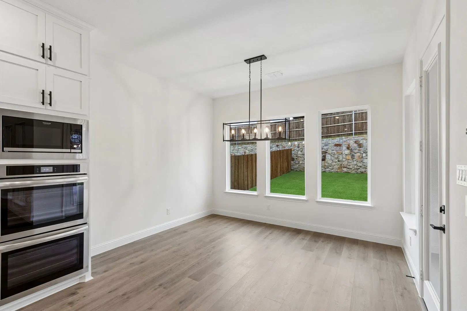 Single Family Residence For Sale in Denton County , 1009 Blue Mist Court, Justin, Texas 76247, 3 Bedroom, 4 Bathroom, 2 Garage spaces, 2,700 Sqft, built in 2026, New Construction - Complete, mls#21239327, Real Estate Agent in Justin, Homes For Sale in Denton county, Homes For Sale in Justin, Realtor in Justin Texas, Real Estate Brokerage Independent Realty Texas, Luminita Cordes Realtor