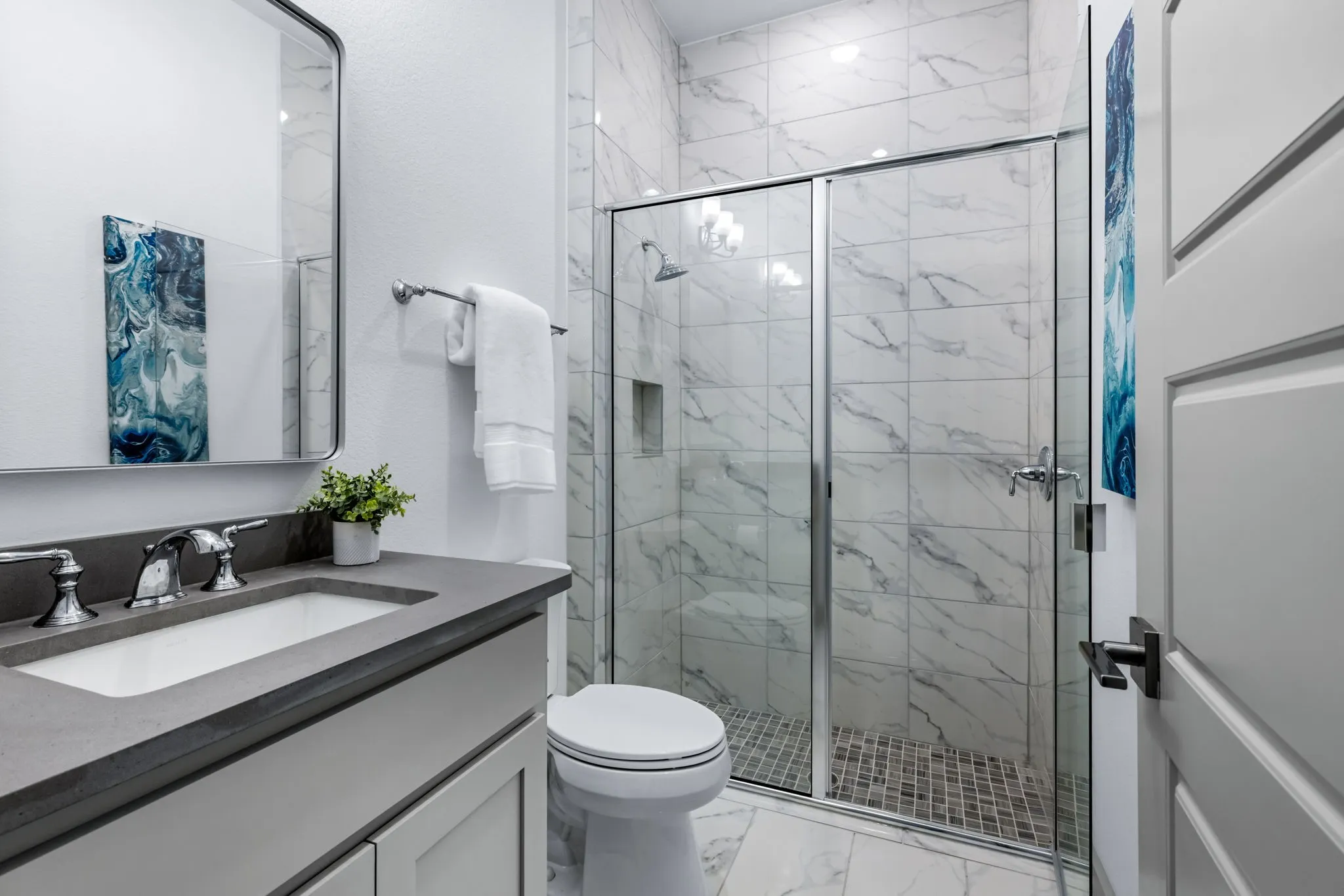 Single Family Residence For Sale in Collin County , 6252 Rocca Valle Drive, Mc Kinney, Texas 75071, 4 Bedroom, 3 Bathroom, 3 Garage spaces, 3,098 Sqft, built in 2022, Preowned, mls#21236782, Real Estate Agent in Mc Kinney, Homes For Sale in Collin county, Homes For Sale in Mc Kinney, Realtor in Mc Kinney Texas, Real Estate Brokerage Independent Realty Texas, Luminita Cordes Realtor