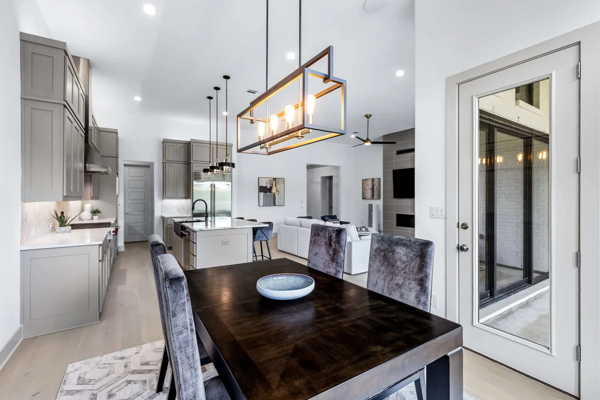 Single Family Residence For Sale in Collin County , 6252 Rocca Valle Drive, Mc Kinney, Texas 75071, 4 Bedroom, 3 Bathroom, 3 Garage spaces, 3,098 Sqft, built in 2022, Preowned, mls#21236782, Real Estate Agent in Mc Kinney, Homes For Sale in Collin county, Homes For Sale in Mc Kinney, Realtor in Mc Kinney Texas, Real Estate Brokerage Independent Realty Texas, Luminita Cordes Realtor