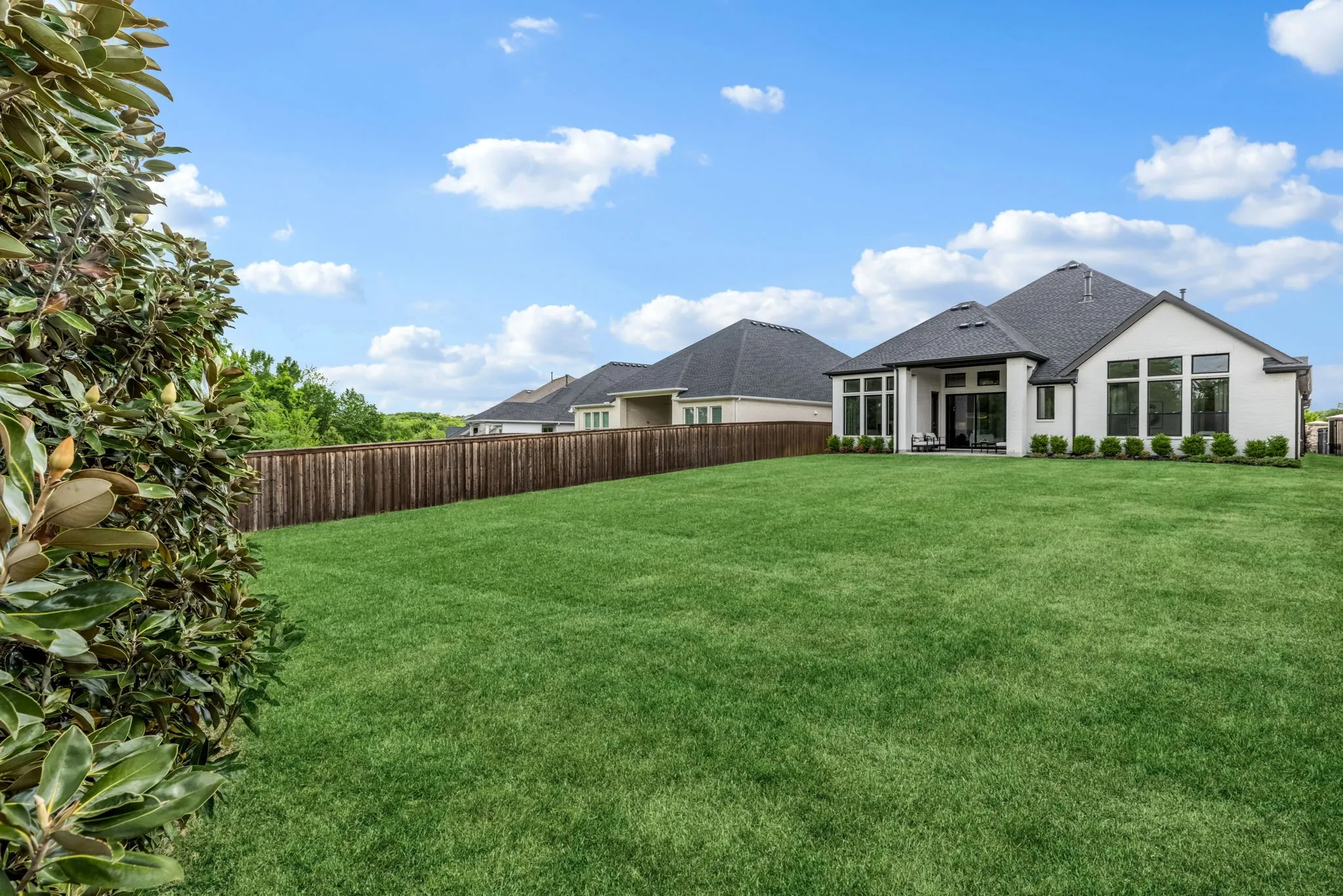 Single Family Residence For Sale in Collin County , 6252 Rocca Valle Drive, Mc Kinney, Texas 75071, 4 Bedroom, 3 Bathroom, 3 Garage spaces, 3,098 Sqft, built in 2022, Preowned, mls#21236782, Real Estate Agent in Mc Kinney, Homes For Sale in Collin county, Homes For Sale in Mc Kinney, Realtor in Mc Kinney Texas, Real Estate Brokerage Independent Realty Texas, Luminita Cordes Realtor