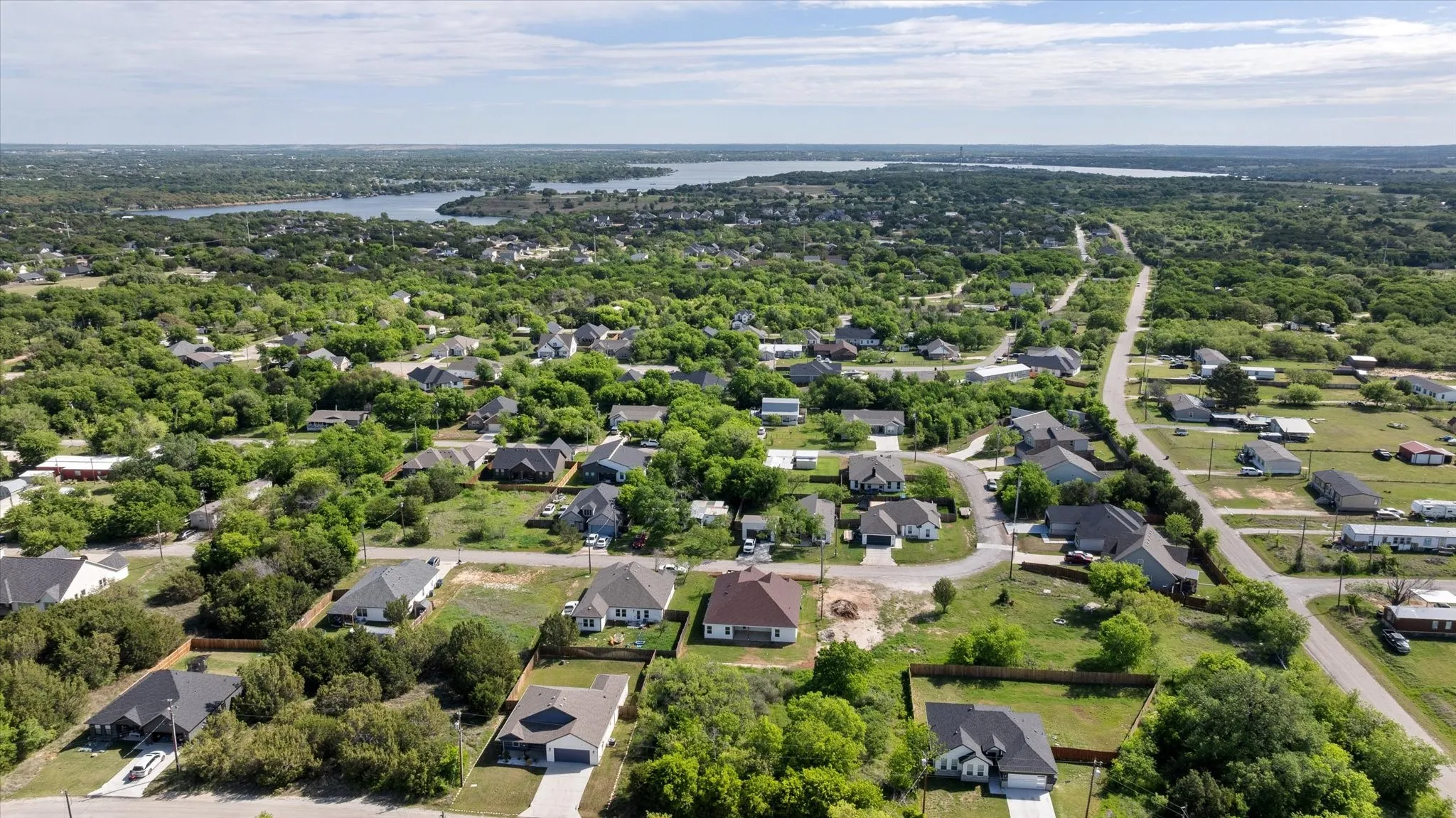 Single Family Residence For Sale in Hood County , 5707 Stonegate Circle, Granbury, Texas 76048, 3 Bedroom, 2 Bathroom, 2 Garage spaces, 1,619 Sqft, built in 2024, mls#21234718, Real Estate Agent in Granbury, Homes For Sale in Hood county, Homes For Sale in Granbury, Realtor in Granbury Texas, Real Estate Brokerage Independent Realty Texas, Luminita Cordes Realtor