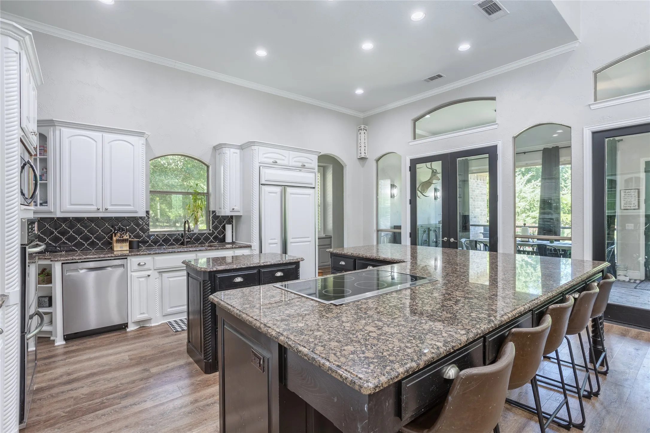 Single Family Residence For Sale in Collin County , 1751 Silverleaf Court, Prosper, Texas 75078, 4 Bedroom, 5 Bathroom, 3 Garage spaces, 5,328 Sqft, built in 2004, mls#21218387, Real Estate Agent in Prosper, Homes For Sale in Collin county, Homes For Sale in Prosper, Realtor in Prosper Texas, Real Estate Brokerage Independent Realty Texas, Luminita Cordes Realtor