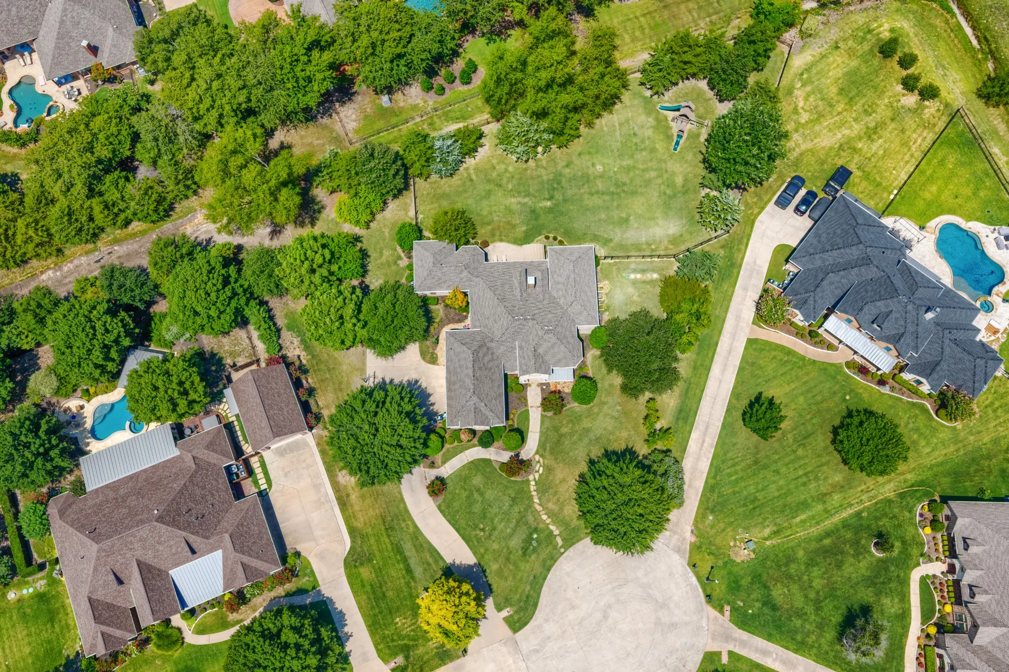 Single Family Residence For Sale in Collin County , 1751 Silverleaf Court, Prosper, Texas 75078, 4 Bedroom, 5 Bathroom, 3 Garage spaces, 5,328 Sqft, built in 2004, mls#21218387, Real Estate Agent in Prosper, Homes For Sale in Collin county, Homes For Sale in Prosper, Realtor in Prosper Texas, Real Estate Brokerage Independent Realty Texas, Luminita Cordes Realtor