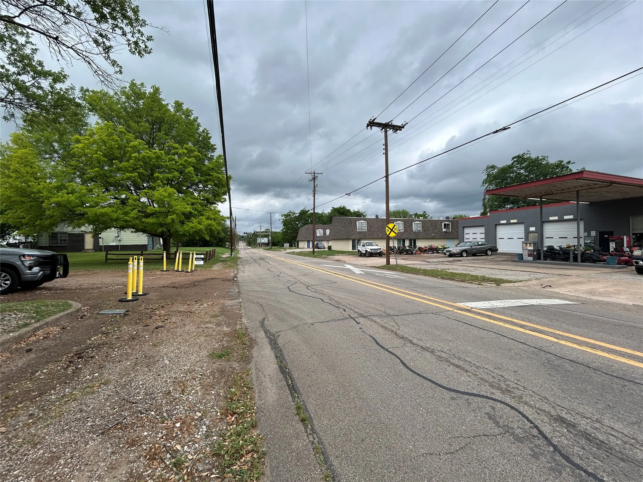 Office For Sale in Hunt County , 1021 Park Street, Commerce, Texas 75428, 0, 0, Garage spaces, 0 Sqft, built in 1975, Preowned, mls#21239339, Real Estate Agent in Commerce, Homes For Sale in Hunt county, Homes For Sale in Commerce, Realtor in Commerce Texas, Real Estate Brokerage Independent Realty Texas, Luminita Cordes Realtor