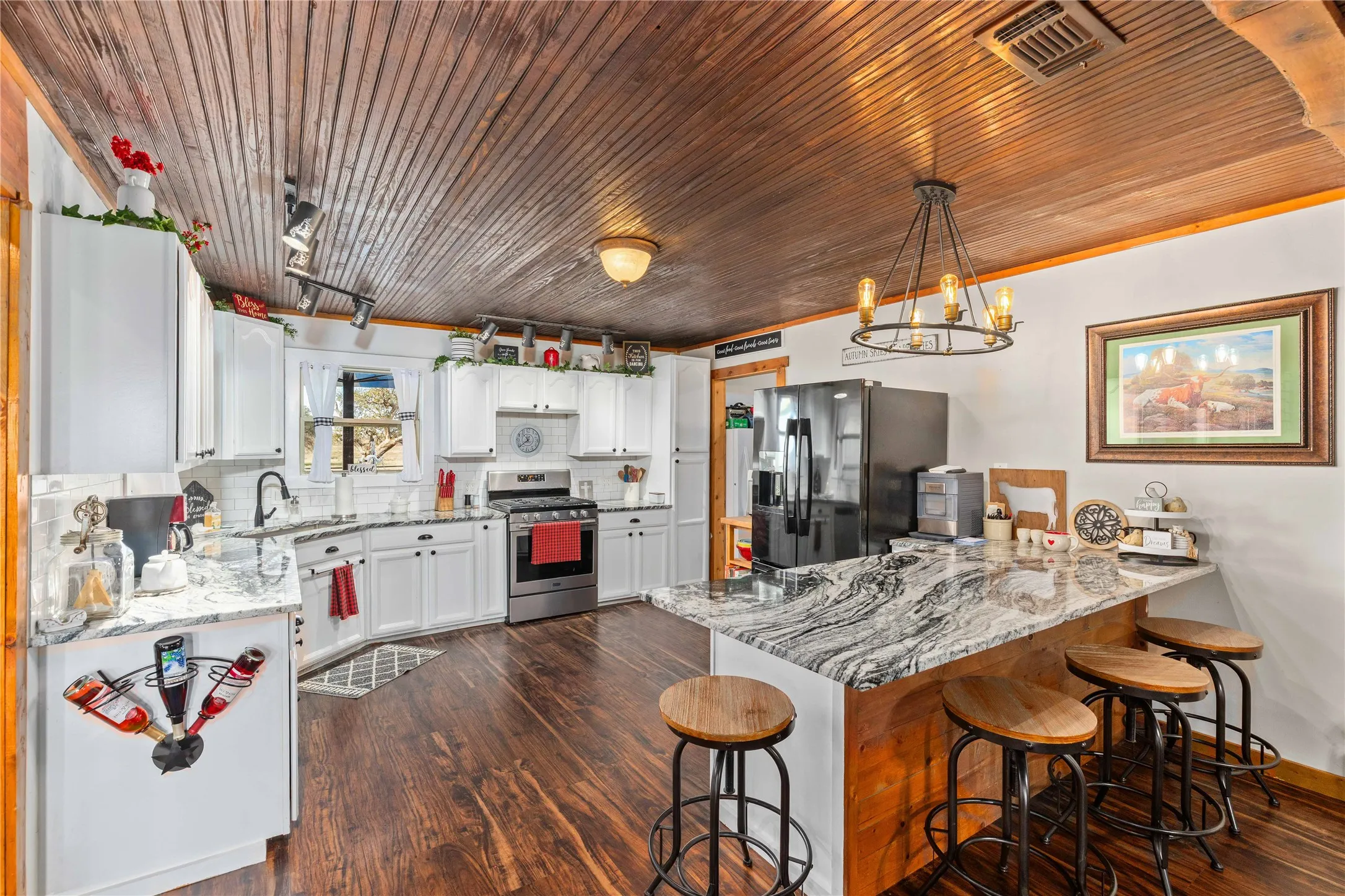 Farm For Sale in Brown County , 6500A Fm 586, Bangs, Texas 76823, 3 Bedroom, 2 Bathroom, 2 Garage spaces, 1,804 Sqft, built in 0, Price $1,500,000, mls#21239029, Real Estate Agent in Bangs, Homes For Sale in Brown county, Homes For Sale in Bangs, Realtor in Bangs Texas, Real Estate Brokerage Independent Realty Texas, Luminita Cordes Realtor