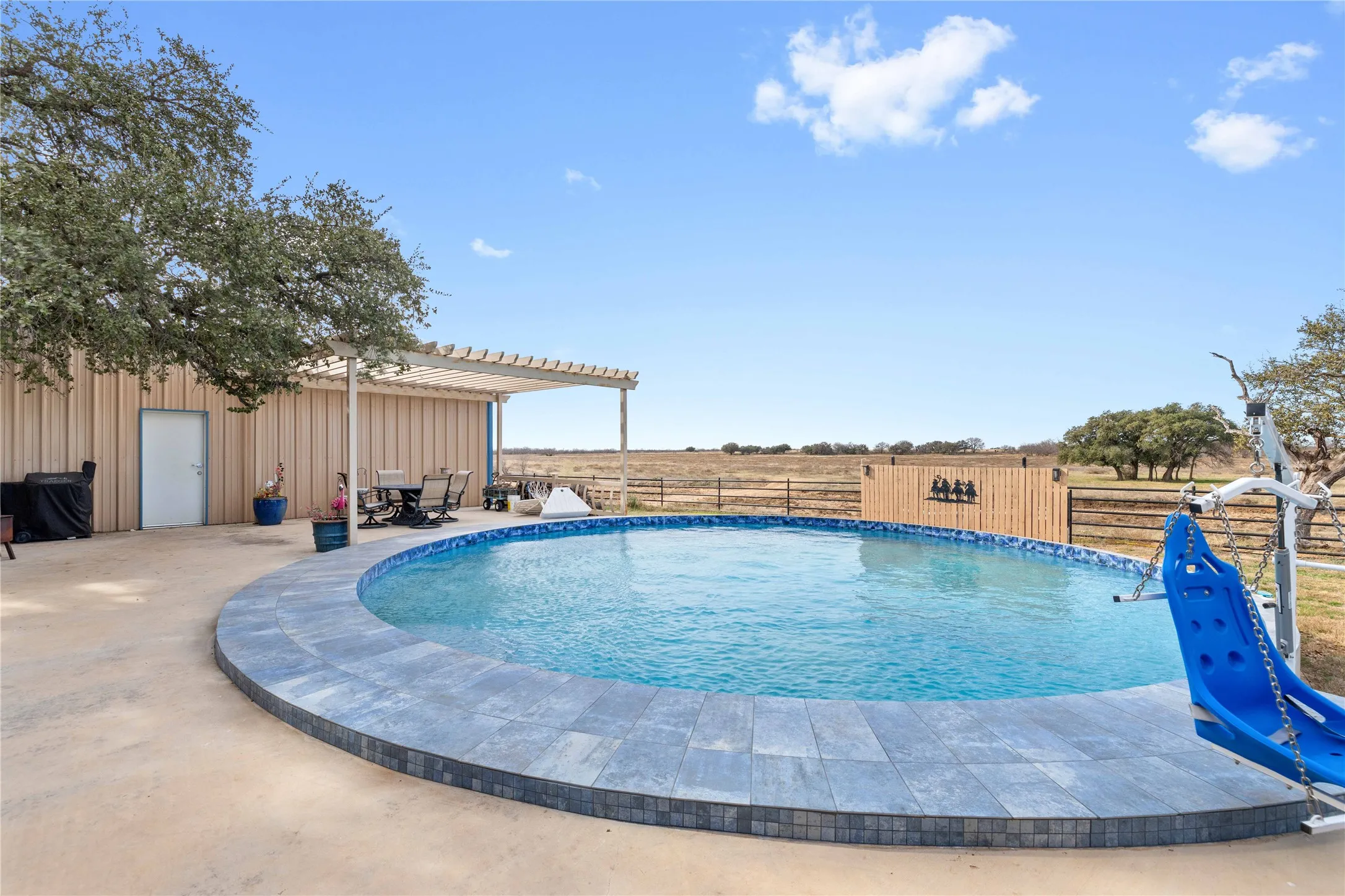 Farm For Sale in Brown County , 6500A Fm 586, Bangs, Texas 76823, 3 Bedroom, 2 Bathroom, 2 Garage spaces, 1,804 Sqft, built in 0, Price $1,500,000, mls#21239029, Real Estate Agent in Bangs, Homes For Sale in Brown county, Homes For Sale in Bangs, Realtor in Bangs Texas, Real Estate Brokerage Independent Realty Texas, Luminita Cordes Realtor