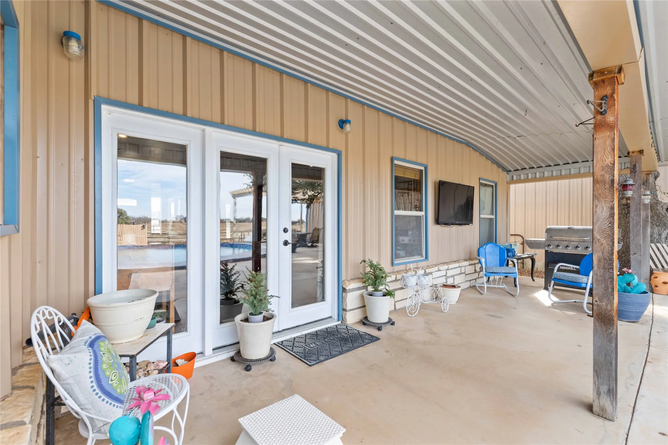 Farm For Sale in Brown County , 6500A Fm 586, Bangs, Texas 76823, 3 Bedroom, 2 Bathroom, 2 Garage spaces, 1,804 Sqft, built in 0, Price $1,500,000, mls#21239029, Real Estate Agent in Bangs, Homes For Sale in Brown county, Homes For Sale in Bangs, Realtor in Bangs Texas, Real Estate Brokerage Independent Realty Texas, Luminita Cordes Realtor