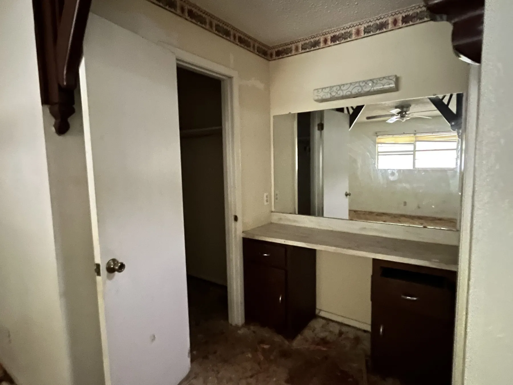 Single Family Residence For Sale in Brown County , 1309 Sherry Lane, Early, Texas 76802, 3 Bedroom, 2 Bathroom, 2 Garage spaces, 1,755 Sqft, built in 1978, mls#21239247, Real Estate Agent in Early, Homes For Sale in Brown county, Homes For Sale in Early, Realtor in Early Texas, Real Estate Brokerage Independent Realty Texas, Luminita Cordes Realtor