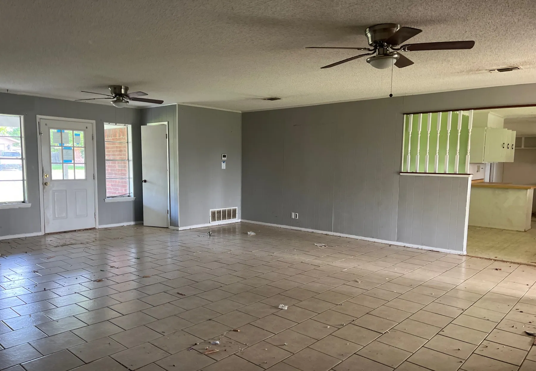 Single Family Residence For Sale in Brown County , 1309 Sherry Lane, Early, Texas 76802, 3 Bedroom, 2 Bathroom, 2 Garage spaces, 1,755 Sqft, built in 1978, mls#21239247, Real Estate Agent in Early, Homes For Sale in Brown county, Homes For Sale in Early, Realtor in Early Texas, Real Estate Brokerage Independent Realty Texas, Luminita Cordes Realtor