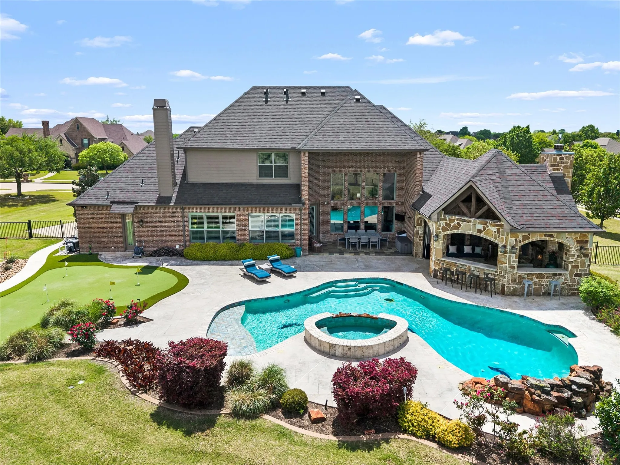 Single Family Residence For Sale in Rockwall County , 1 Kensington Drive, Heath, Texas 75032, 4 Bedroom, 4 Bathroom, 3 Garage spaces, 4,116 Sqft, built in 2005, mls#21237537, Real Estate Agent in Heath, Homes For Sale in Rockwall county, Homes For Sale in Heath, Realtor in Heath Texas, Real Estate Brokerage Independent Realty Texas, Luminita Cordes Realtor